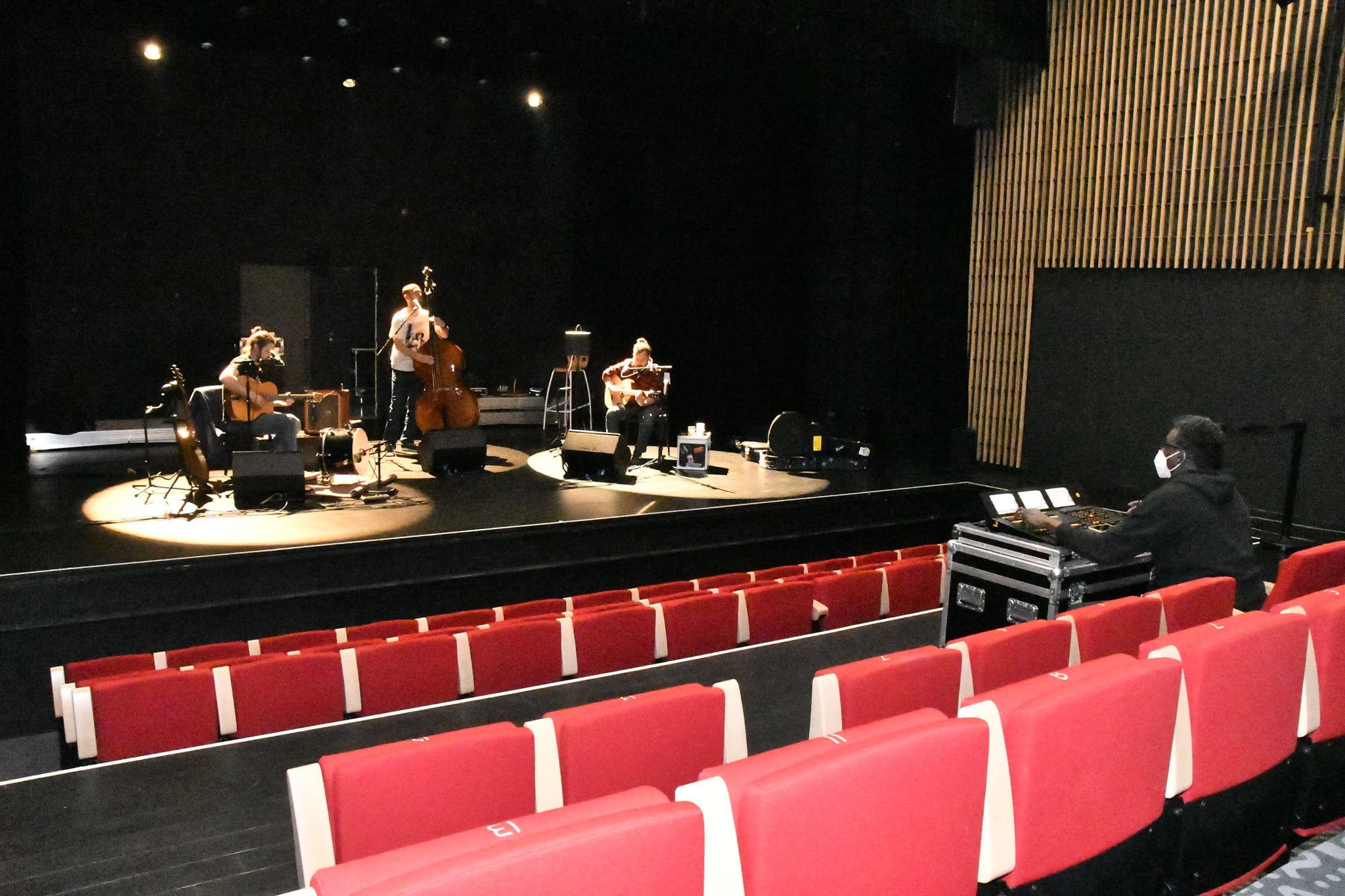 CENTRE CULTUREL LE PIANO TIROIR BALARUC LES BAINS