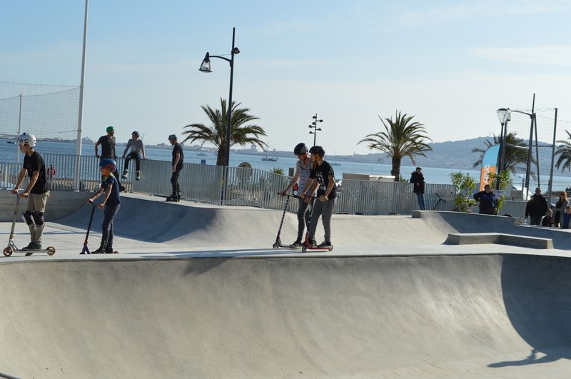 ESPACE DE LOISIRS SKATE CITY STADE BALARUC LES BAINS