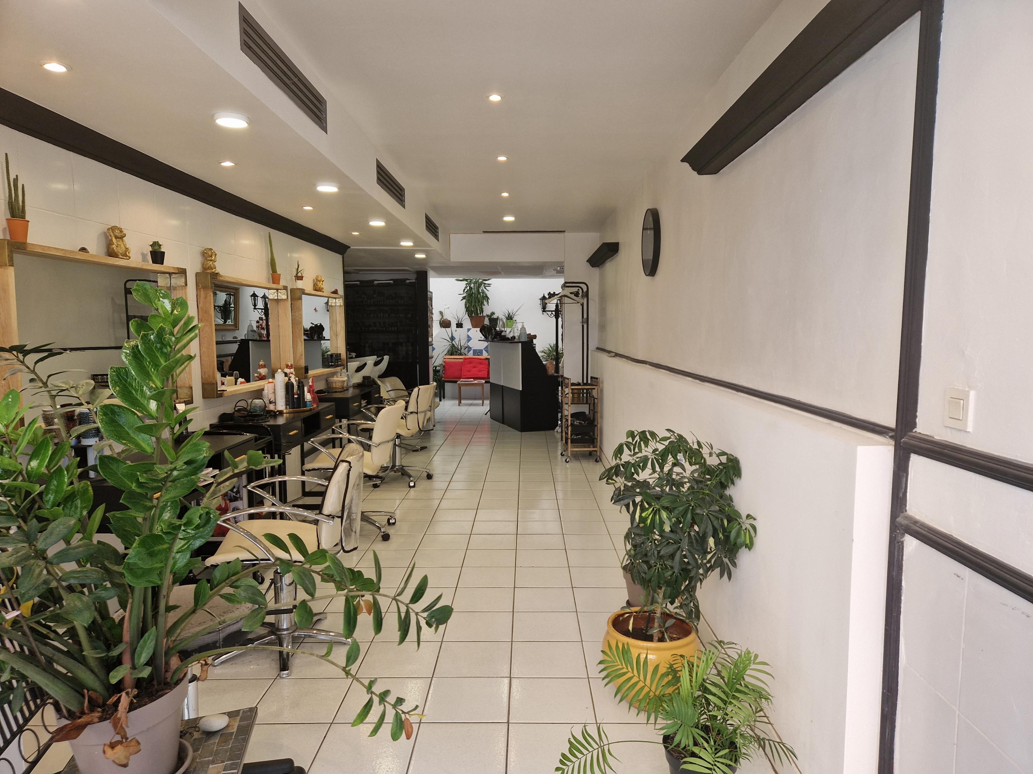 LE SALON SALON DE COIFFURE A BALARUC LES BAINS (5)