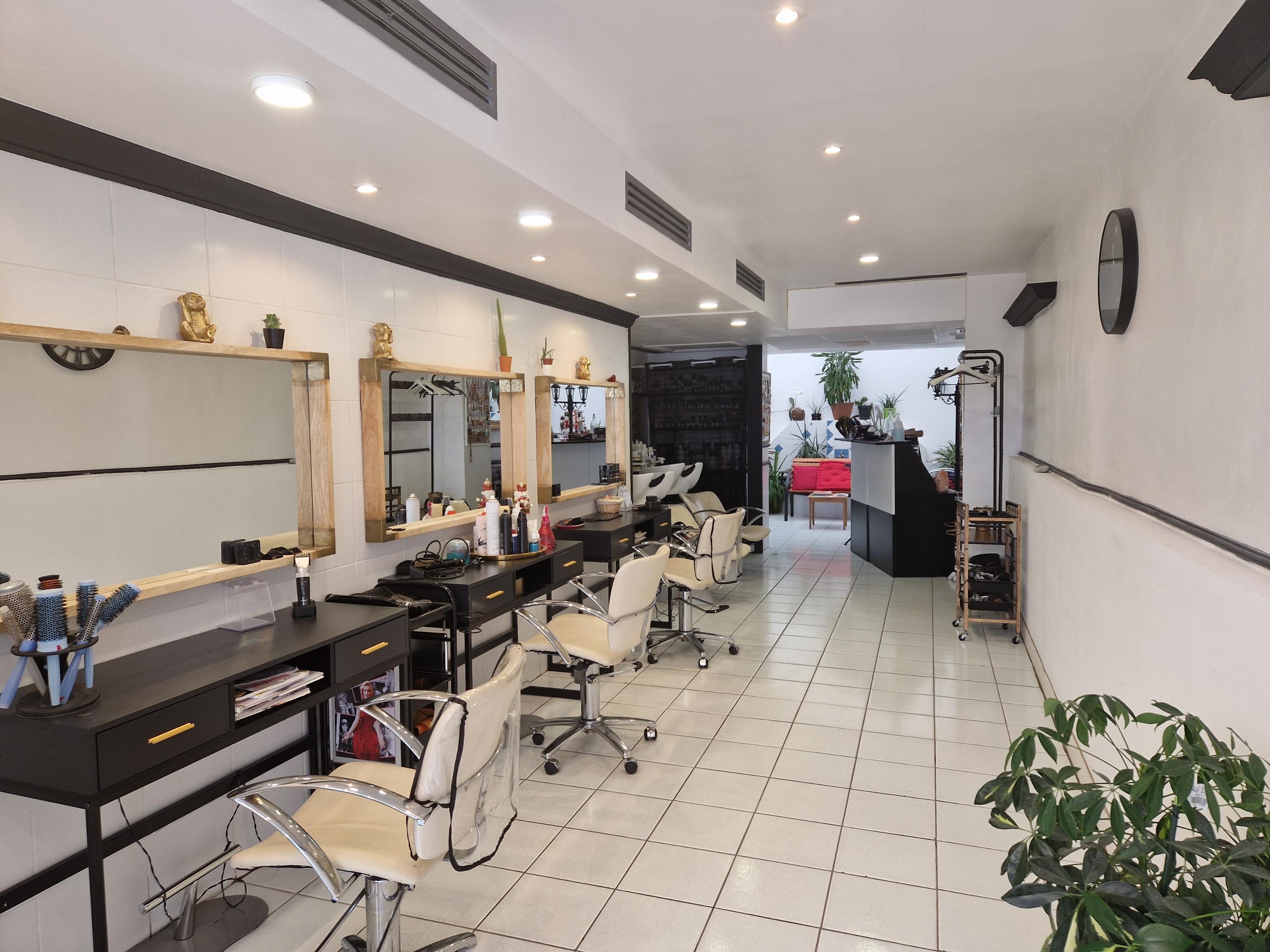 LE SALON SALON DE COIFFURE A BALARUC LES BAINS (7)