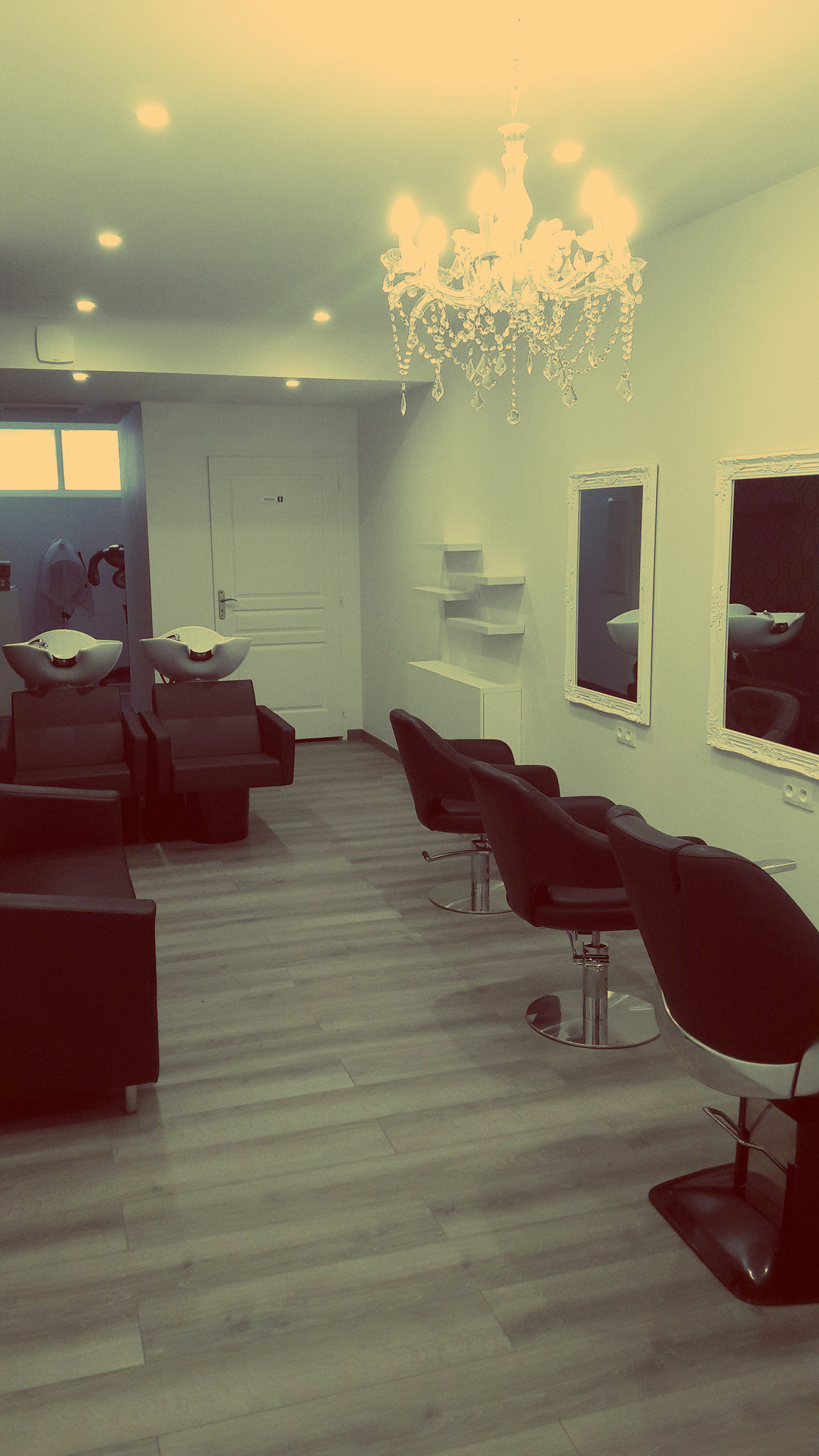 Salon De Coiffure L Excellence Balaruc Les Bains