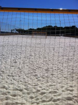 TERRAIN DE BEACH BALARUC LES BAINS