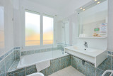 AZUR HOTEL BALARUC LES BAINS