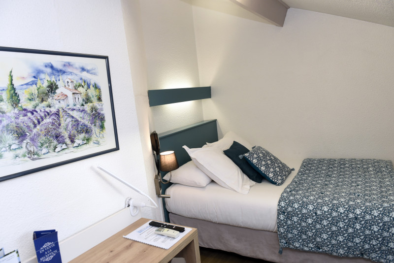 AZUR HOTEL BALARUC LES BAINS