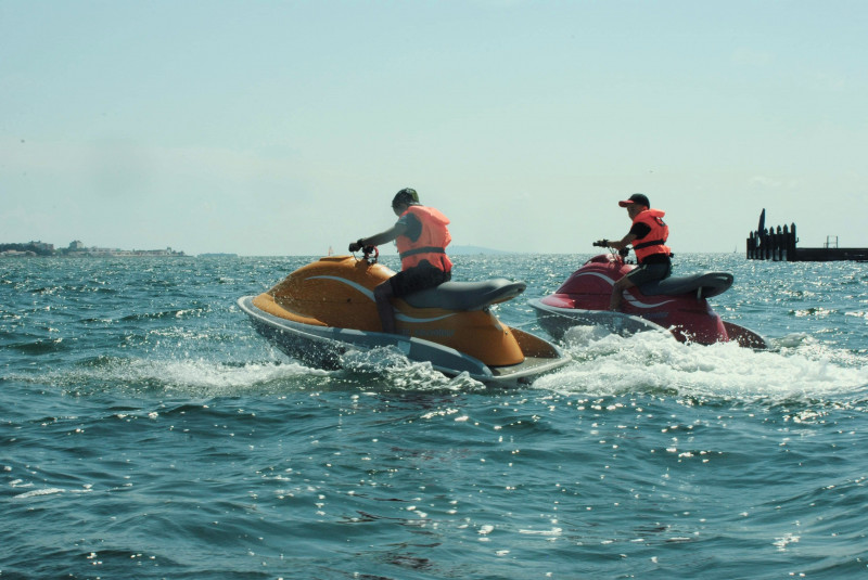  Jet-ski enfant  - Balaruc-Les-Bains 