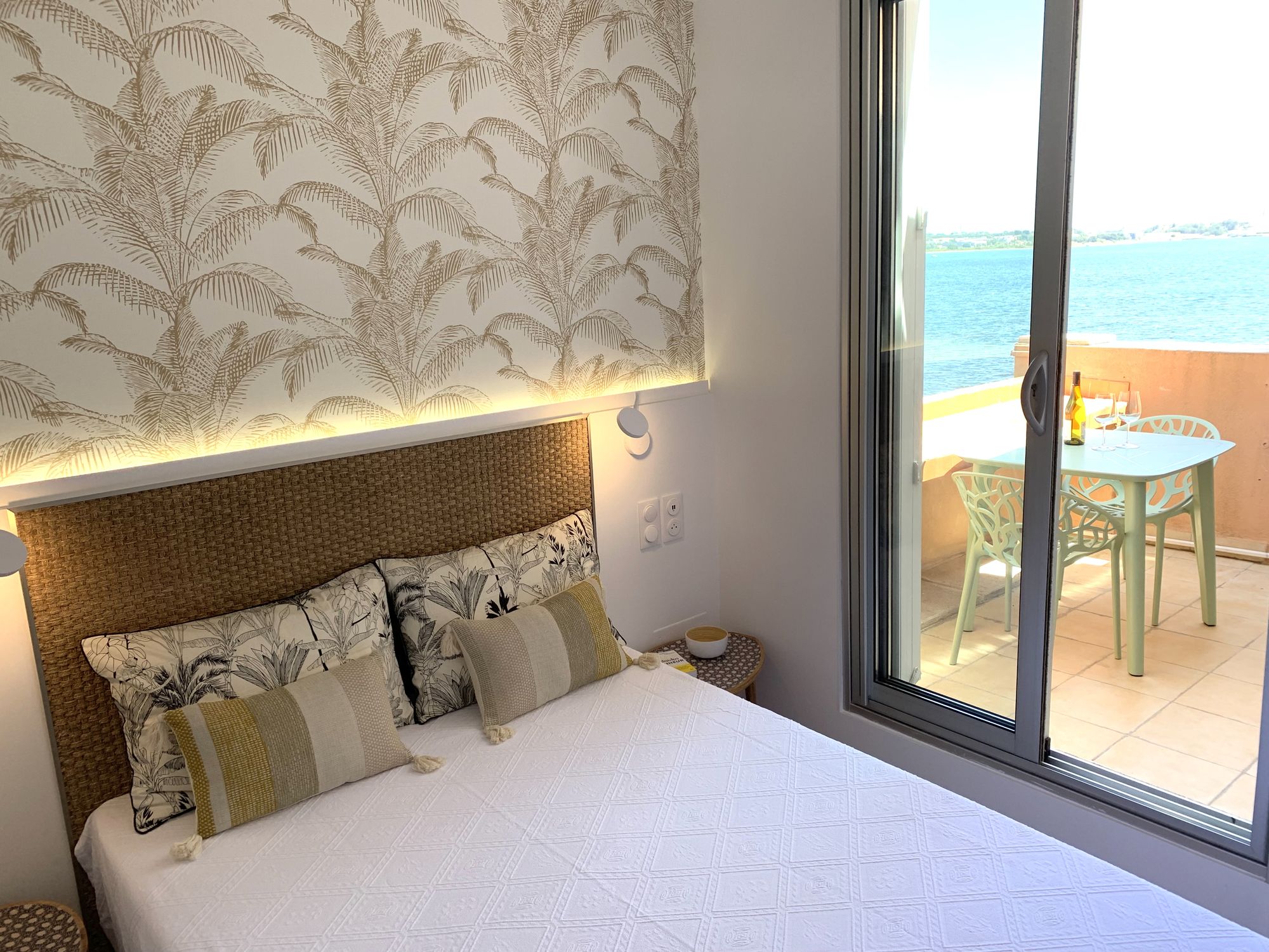 2-Location Balaruc-les-Bains residence verseau Vue Chambre-ext Savatte Jerome