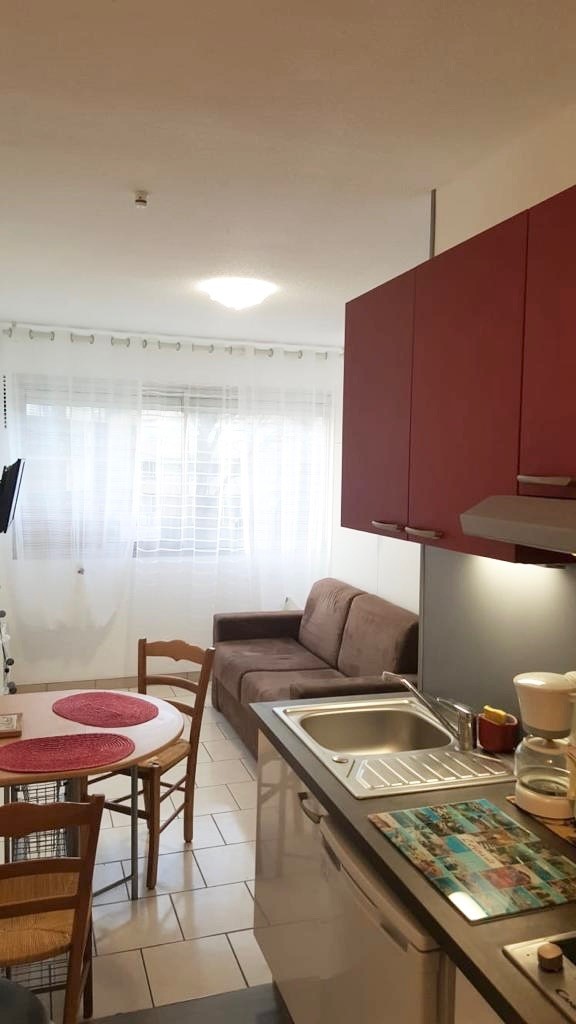 LOCATION BALARUC LES BAINS RESIDENCE VERSEAU