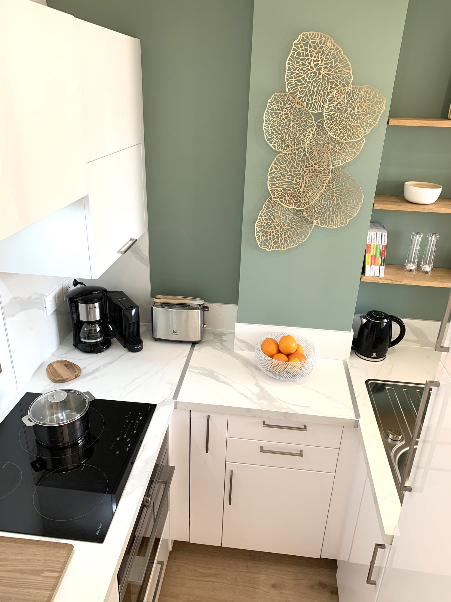 6-Location Balaruc-les-Bains residence verseau Vue Cuisine-2 Savatte Jerome