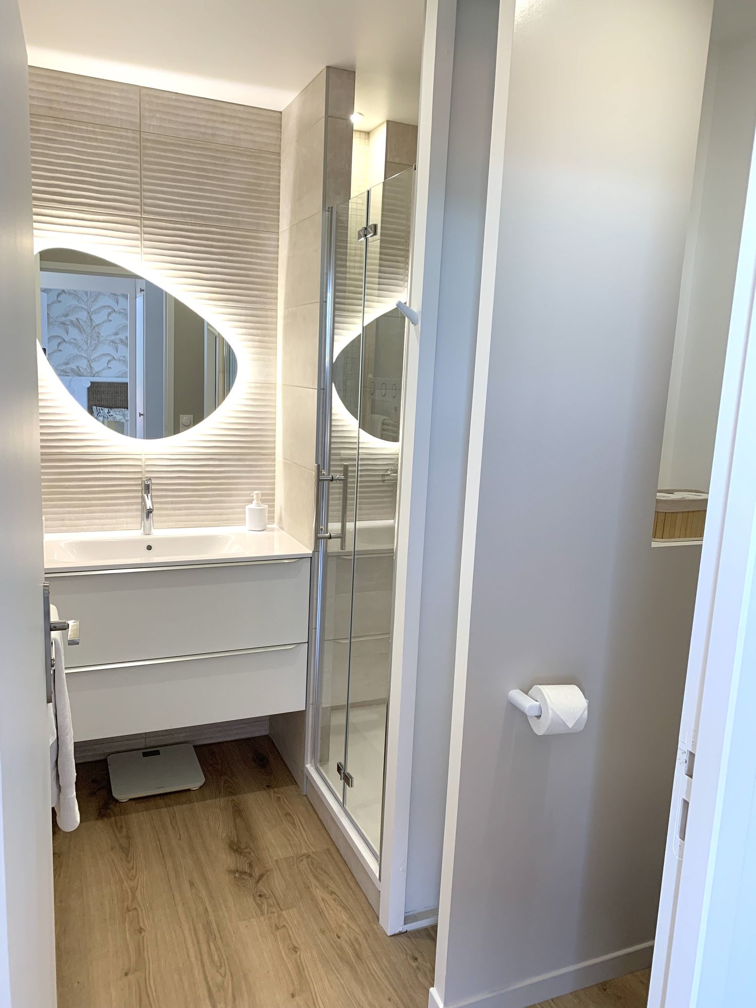 7-Location Balaruc-les-Bains residence verseau Vue SDB-1 Savatte Jerome