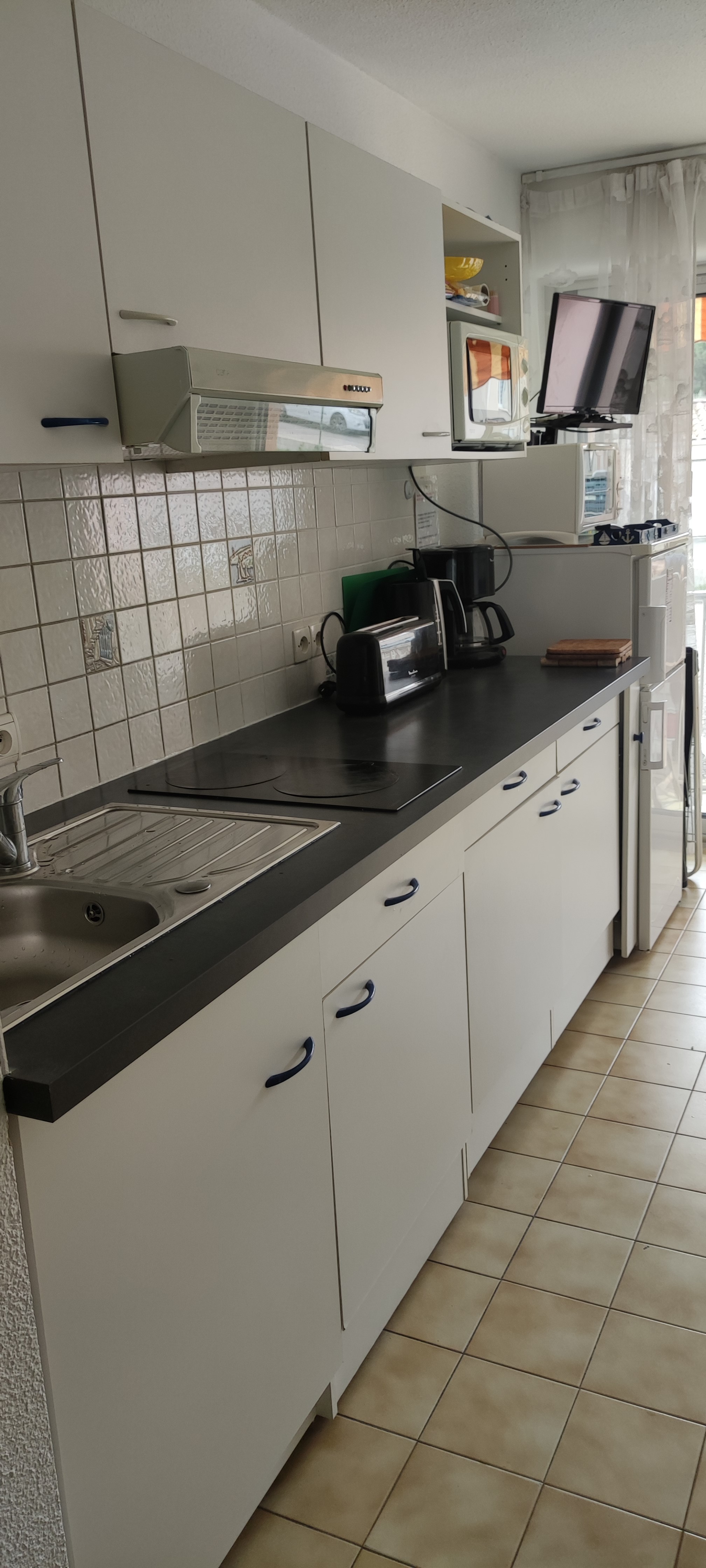 LOCATION  BALARUC LES BAINS 6 RESIDENCE ISIS SIGNORI JEANNINE