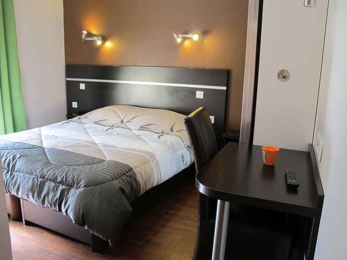 LOCATION BALARUC LES BAINS 1 RUE DE L'ESPLANADE ROBERT GROS 