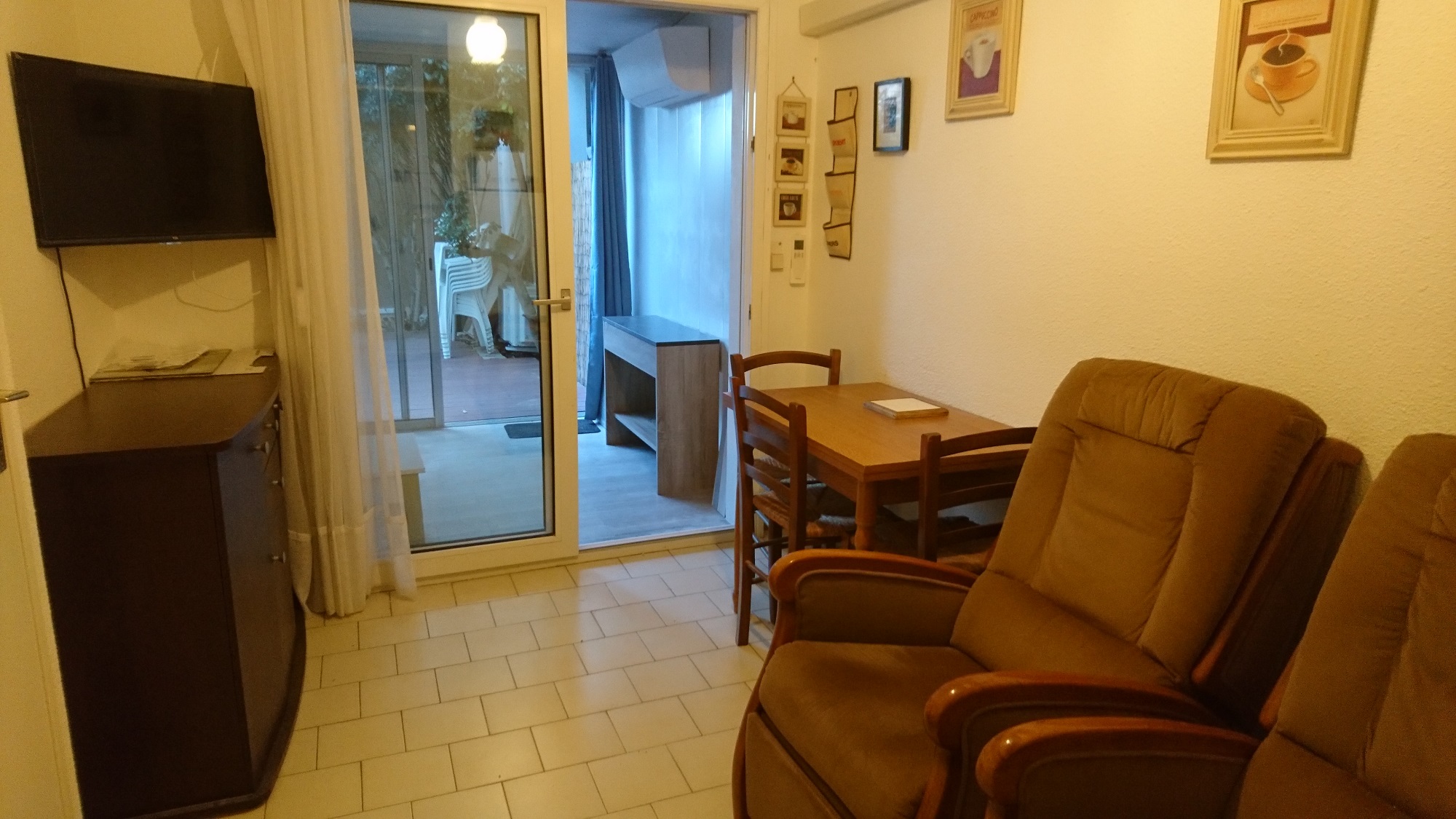 LOCATION BALARUC LES BAINS 14 RESIDENCE THERMES NOUVEAUX 2 JUILLAGUET FERNAND (7)