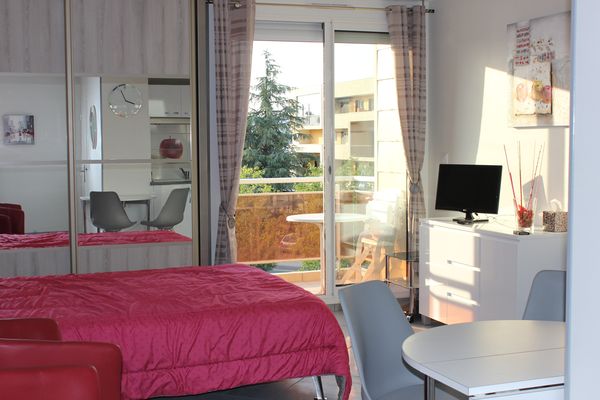 LOCATION BALARUC-LES-BAINS 148 RESIDENCE CAPRICORNE B