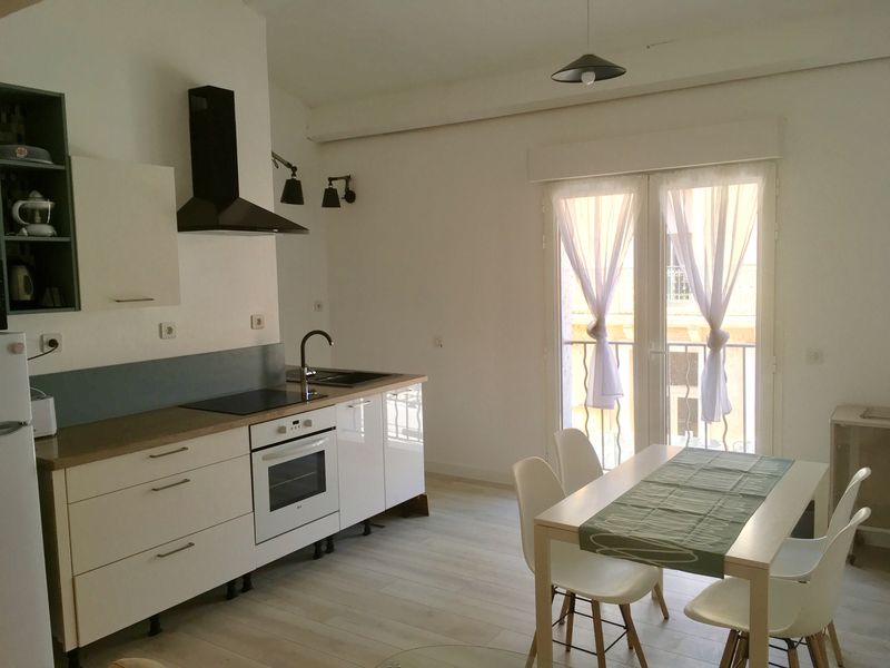 LOCATION BALARUC LES BAINS 20 AVENUE DE MONTPELLIER