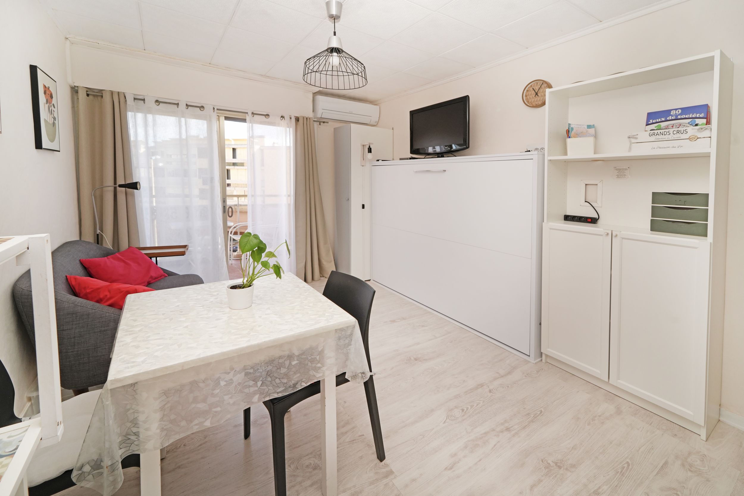 LOCATION BALARUC LES BAINS 20 RESIDENCE SEVIGNE NATALI CHRISTINE 1 (1)