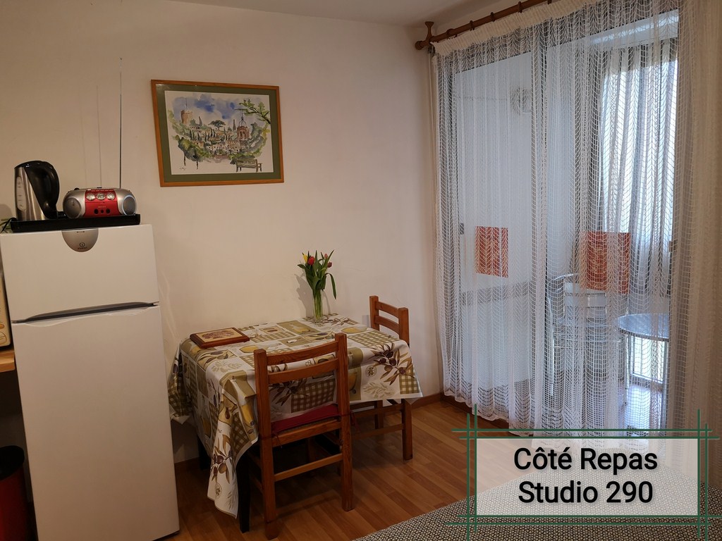 LOCATION BALARUC LES BAINS 290 RESIDENCE CAPRICORNE