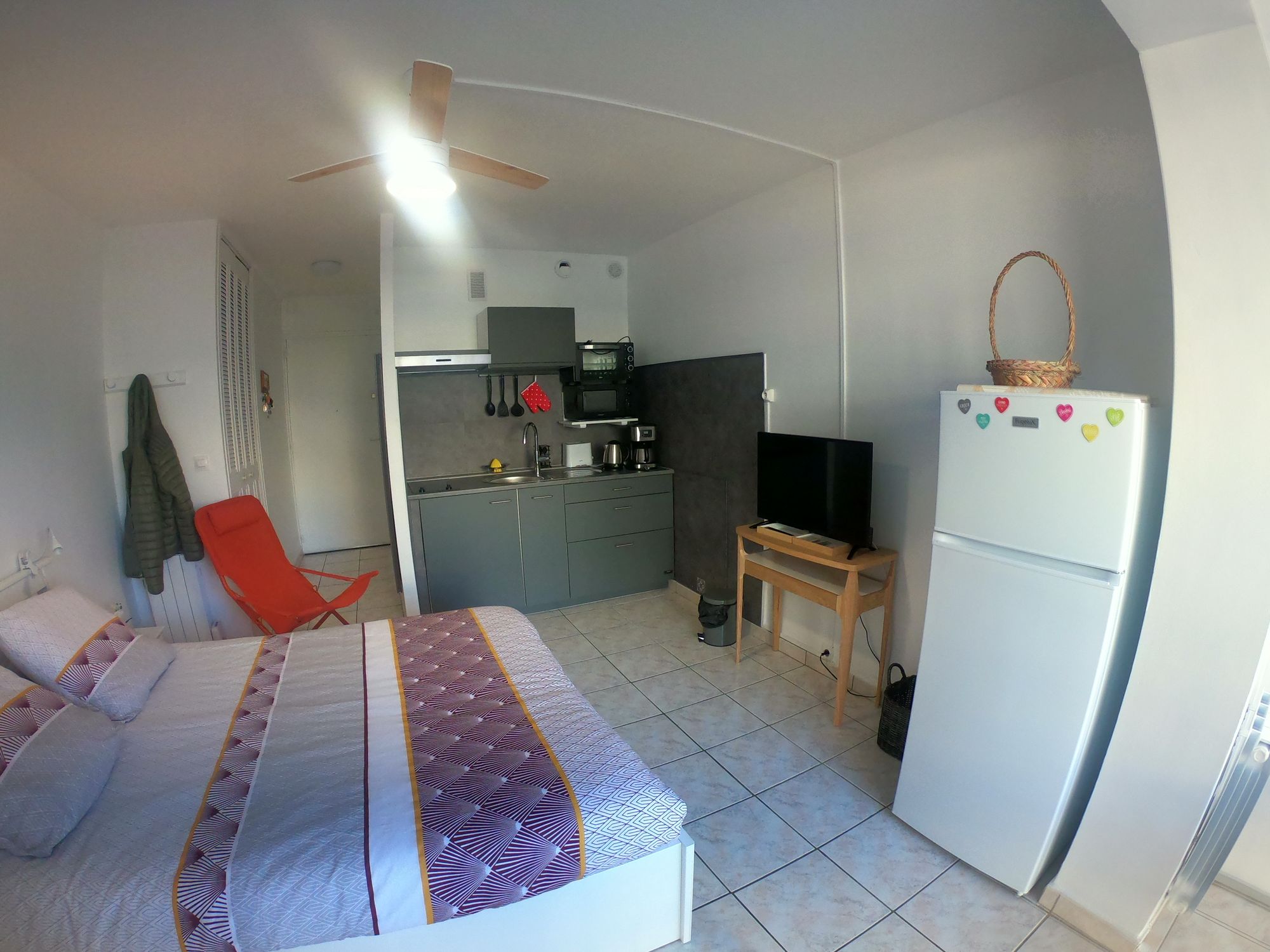 LOCATION BALARUC LES BAINS 4 RESIDENCE LES FREGATES BELKHEIR LYDIE