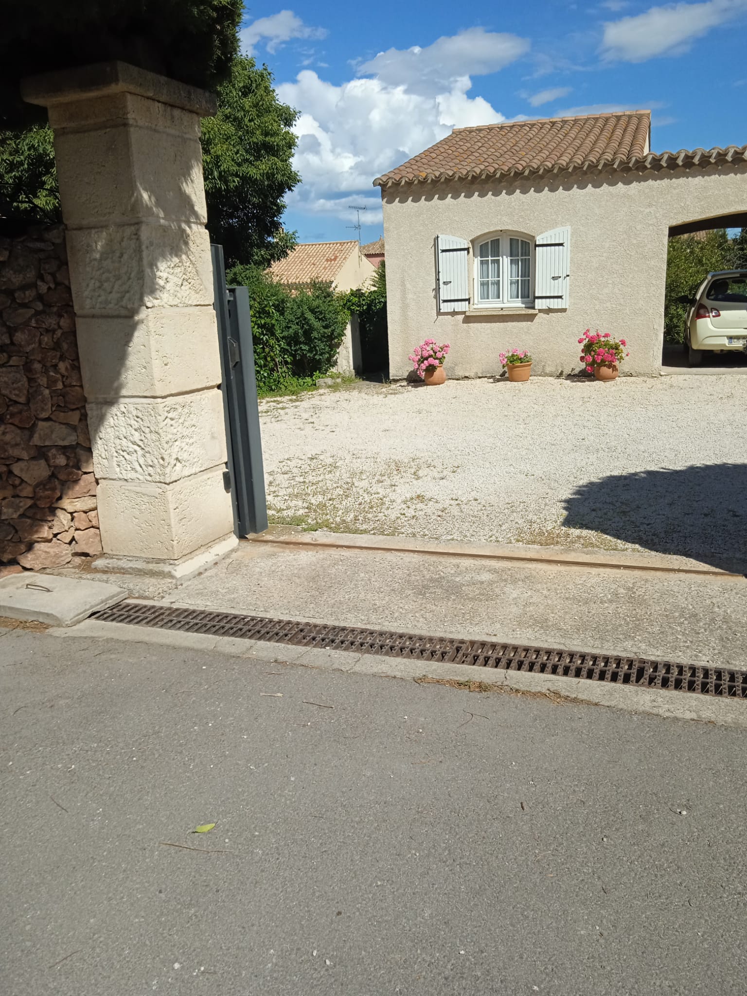 LOCATION BALARUC LES BAINS 550 AVENUE DES HESPERIDES F1P  CHAMBOURDON GISELE (1)