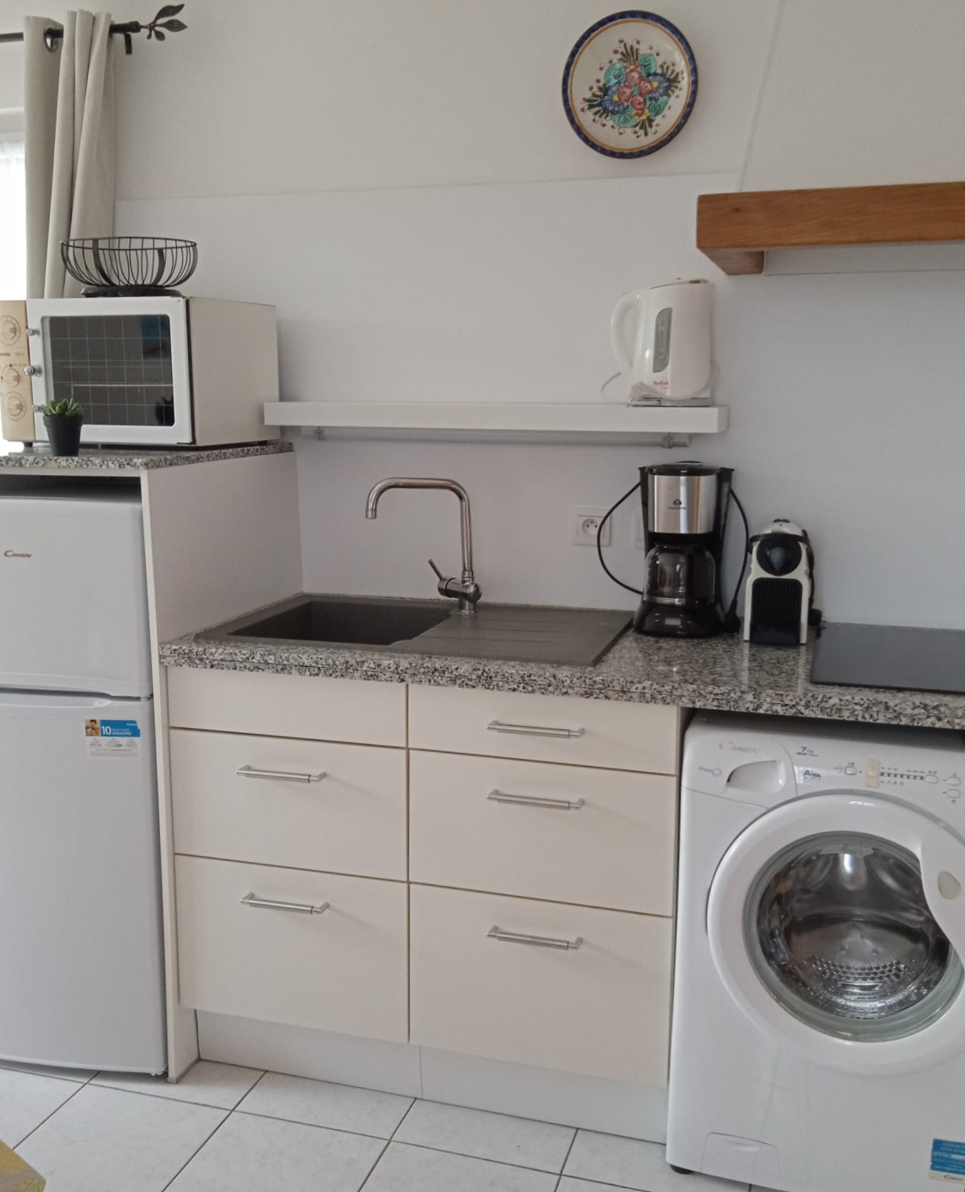 LOCATION BALARUC LES BAINS 550 AVENUE DES HESPERIDES F1P  CHAMBOURDON GISELE (4)