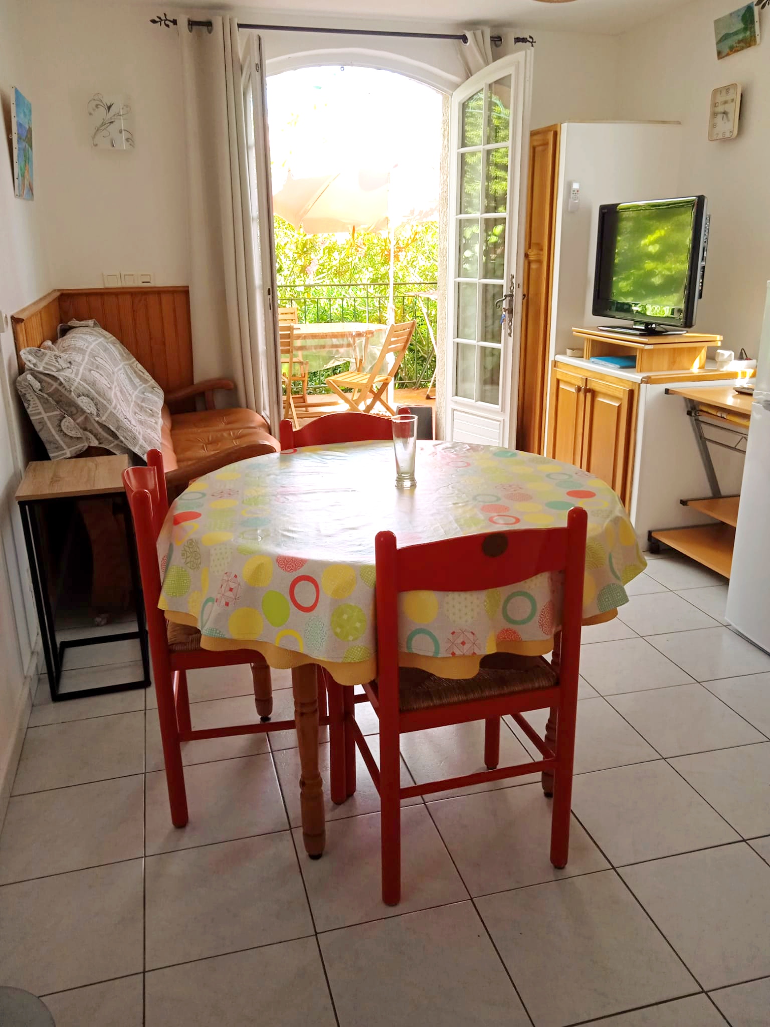 LOCATION BALARUC LES BAINS 550 AVENUE DES HESPERIDES F1P  CHAMBOURDON GISELE (6)