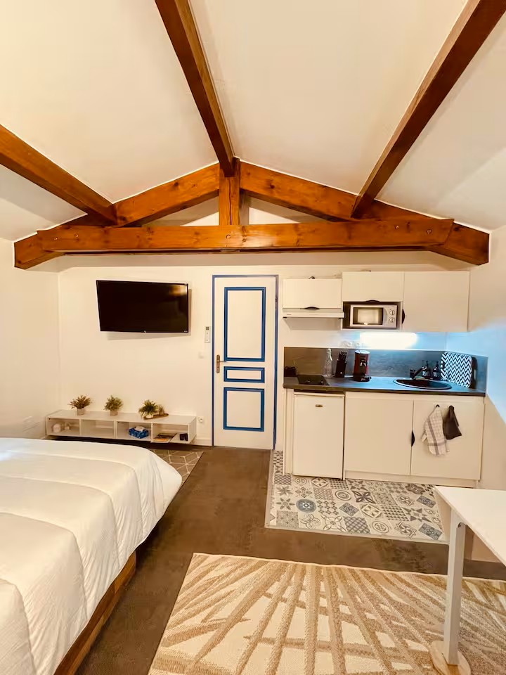 LOCATION BALARUC LES BAINS AVENUE DE LA GARE RICARD GRAMI COLAS (10)