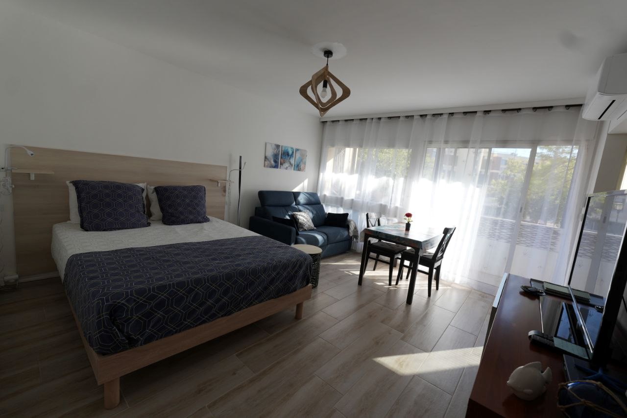 LOCATION BALARUC LES BAINS BLUE LAGOON PUJOL CELINE 3