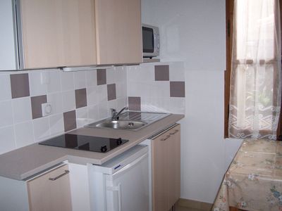 LOCATION BALARUC LES BAINS MME PESCE CHAMBRE 6 RUE DE LA REPUBLIQUE