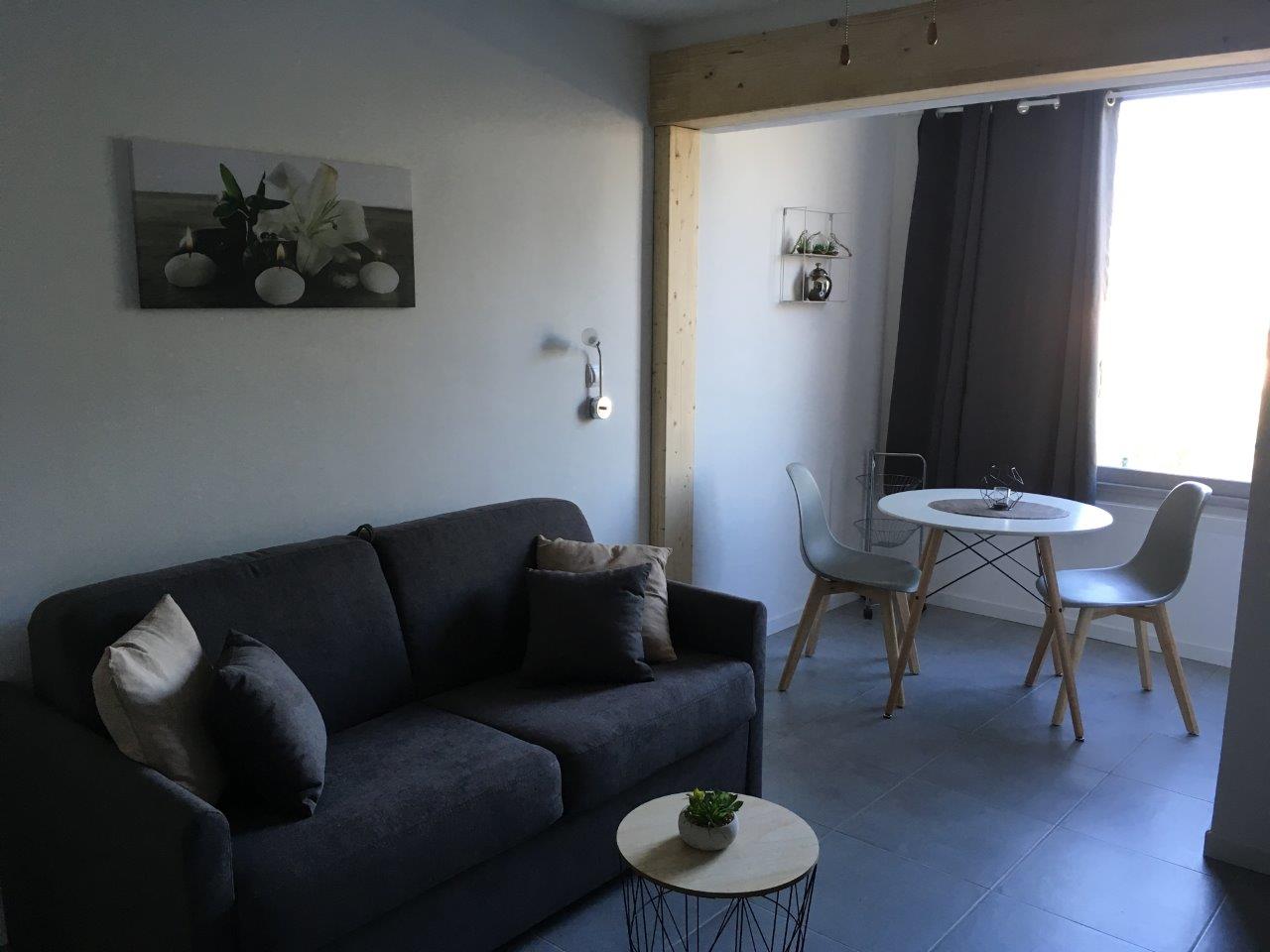 LOCATION-BALARUC-LES-BAINS-N-1-RESIDENCE-LES-OLIVIERS-SURACI-ROLANDO-06