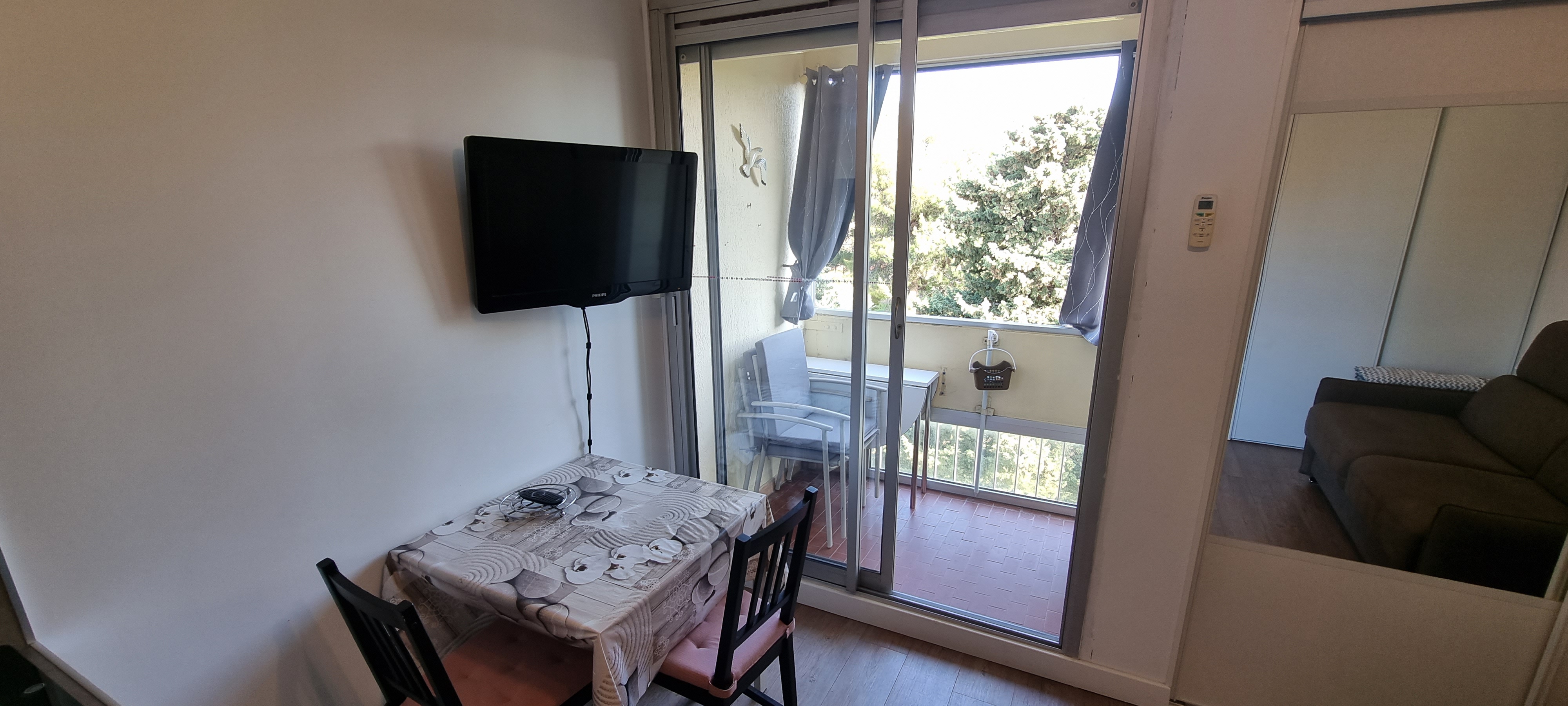 LOCATION BALARUC LES BAINS RESIDENCE CAPRICORNE A PICHOT CECILE (5)