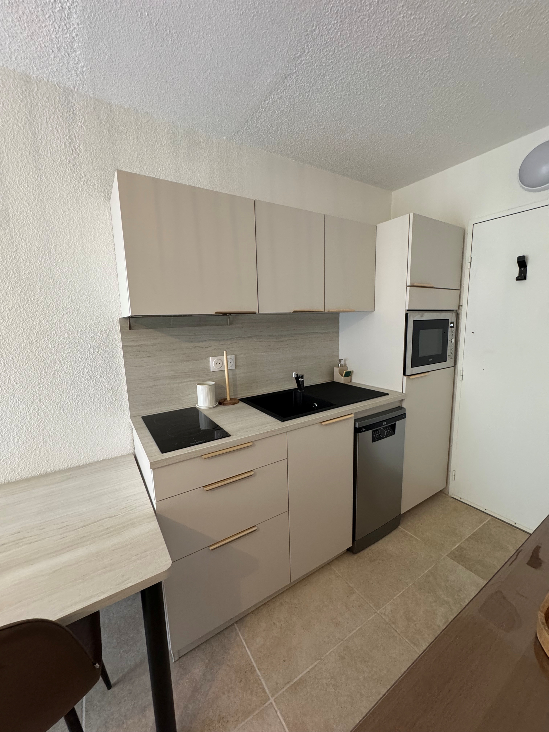 LOCATION BALARUC LES BAINS RESIDENCE CAPRICORNE GRANET LORY (5)