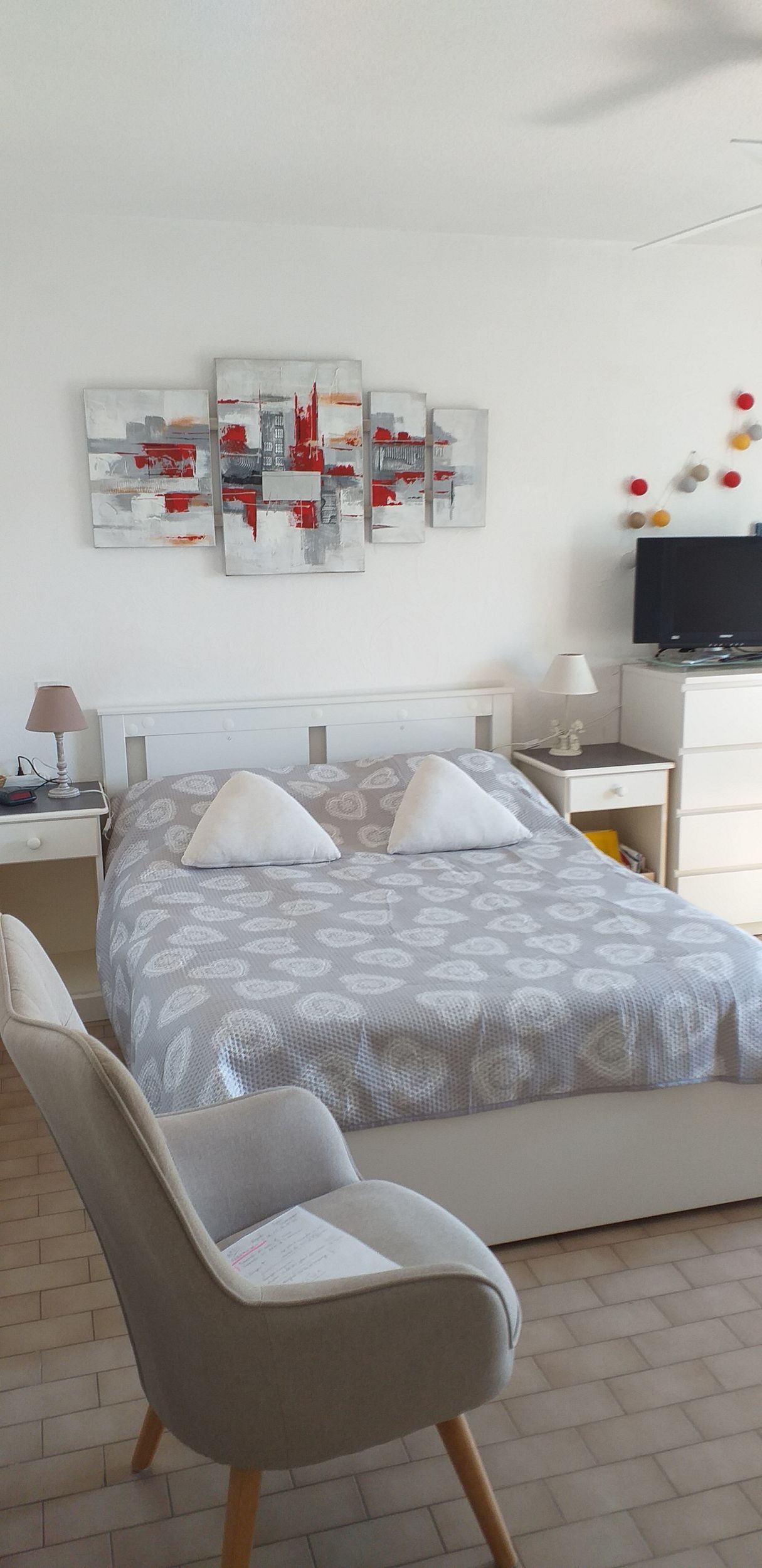 LOCATION BALARUC LES BAINS RESIDENCE EPHEBE 26 VALTHIER CROS BRIGITTE (1)