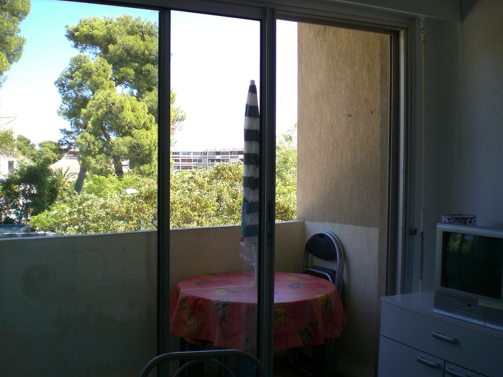 LOCATION-BALARUC-LES-BAINS-RESIDENCE-EPHEBE-28-MOUILHADE-RENE-05