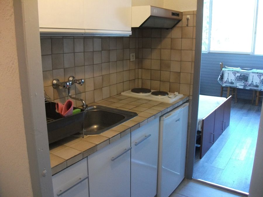 LOCATION BALARUC LES BAINS RESIDENCE LAURIERS ROSES 