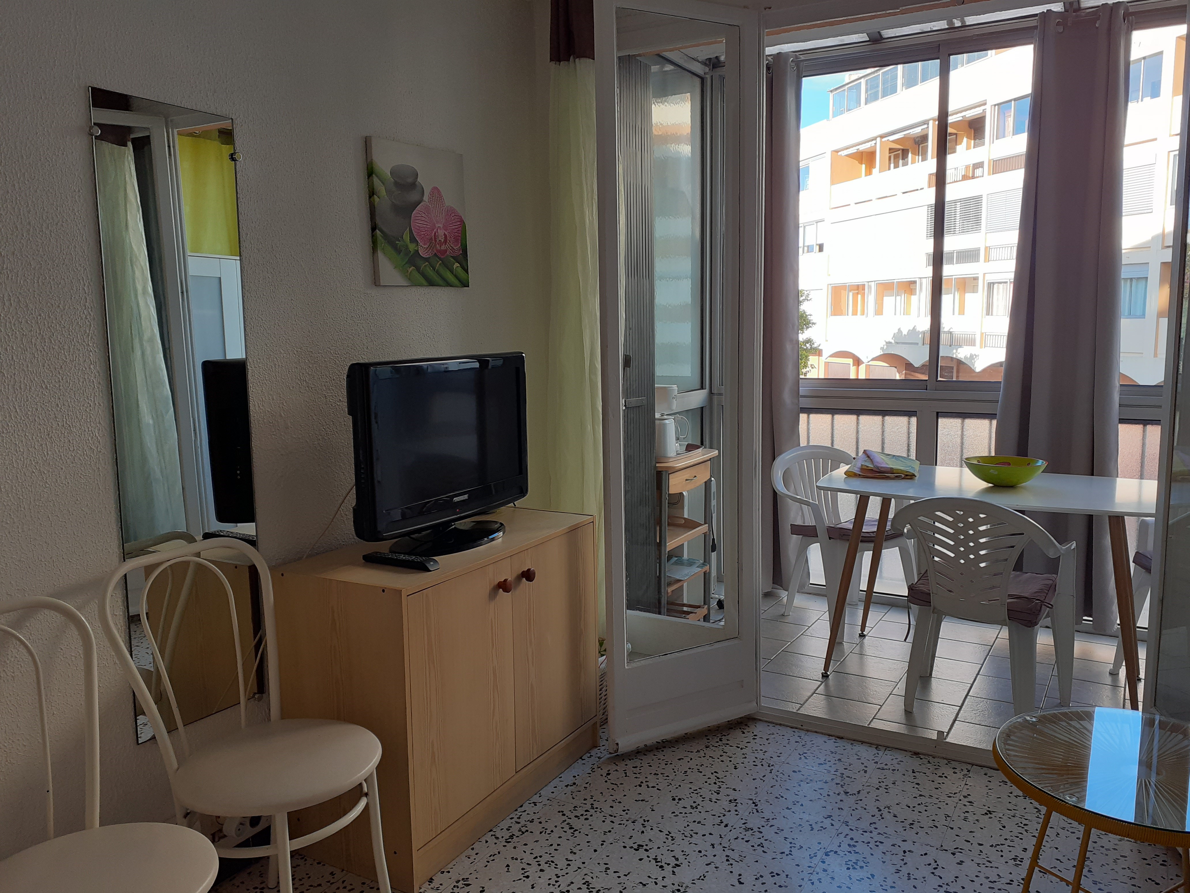 LOCATION BALARUC LES BAINS RESIDENCE LES FREGATES 6 GIRARDIN JEAN (5)