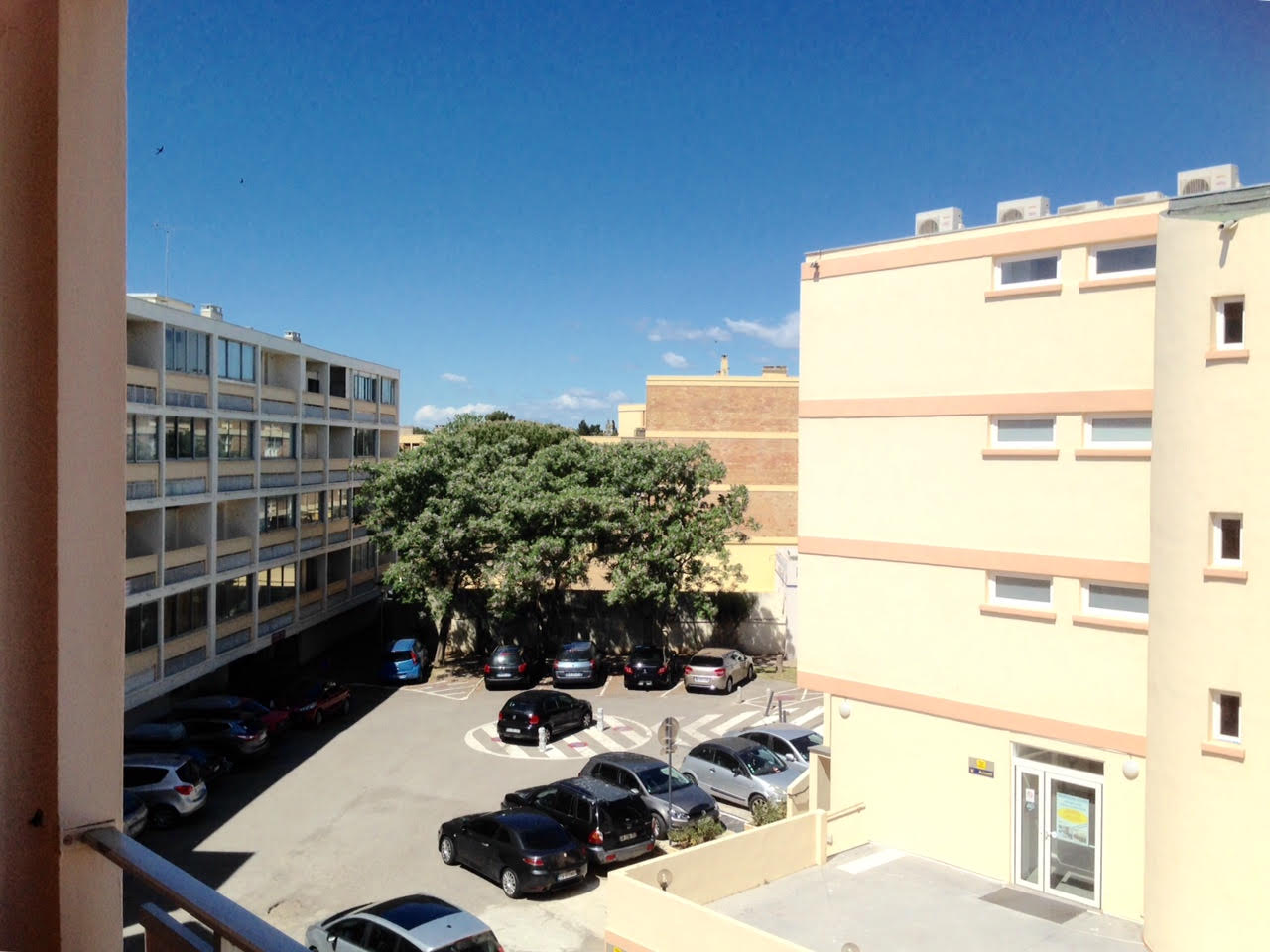 LOCATION-BALARUC-LES-BAINS-RESIDENCE-SEVIGNE-6-NOEL-JONATHAN-02-3