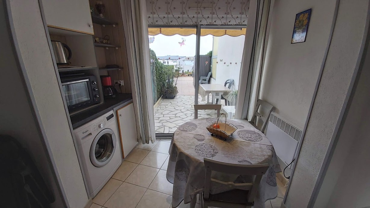 LOCATION-BALARUC-LES-BAINS-RESIDENCE-THERMES-NOUVEAUX-1-LAVERSANNE-DANIEL (5)