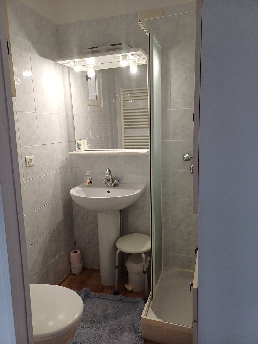 _clients_193454002_photos_128f_18603339