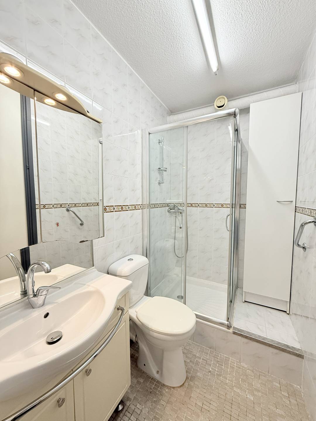_clients_193454003_photos_143e_19538267