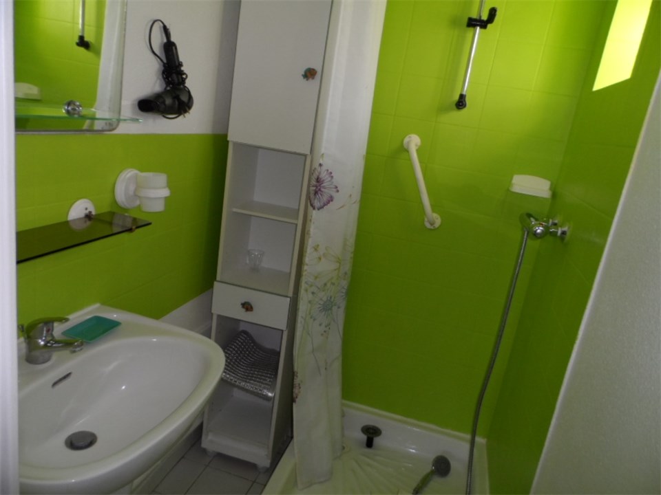 _clients_193454004_photos_76g_16805991