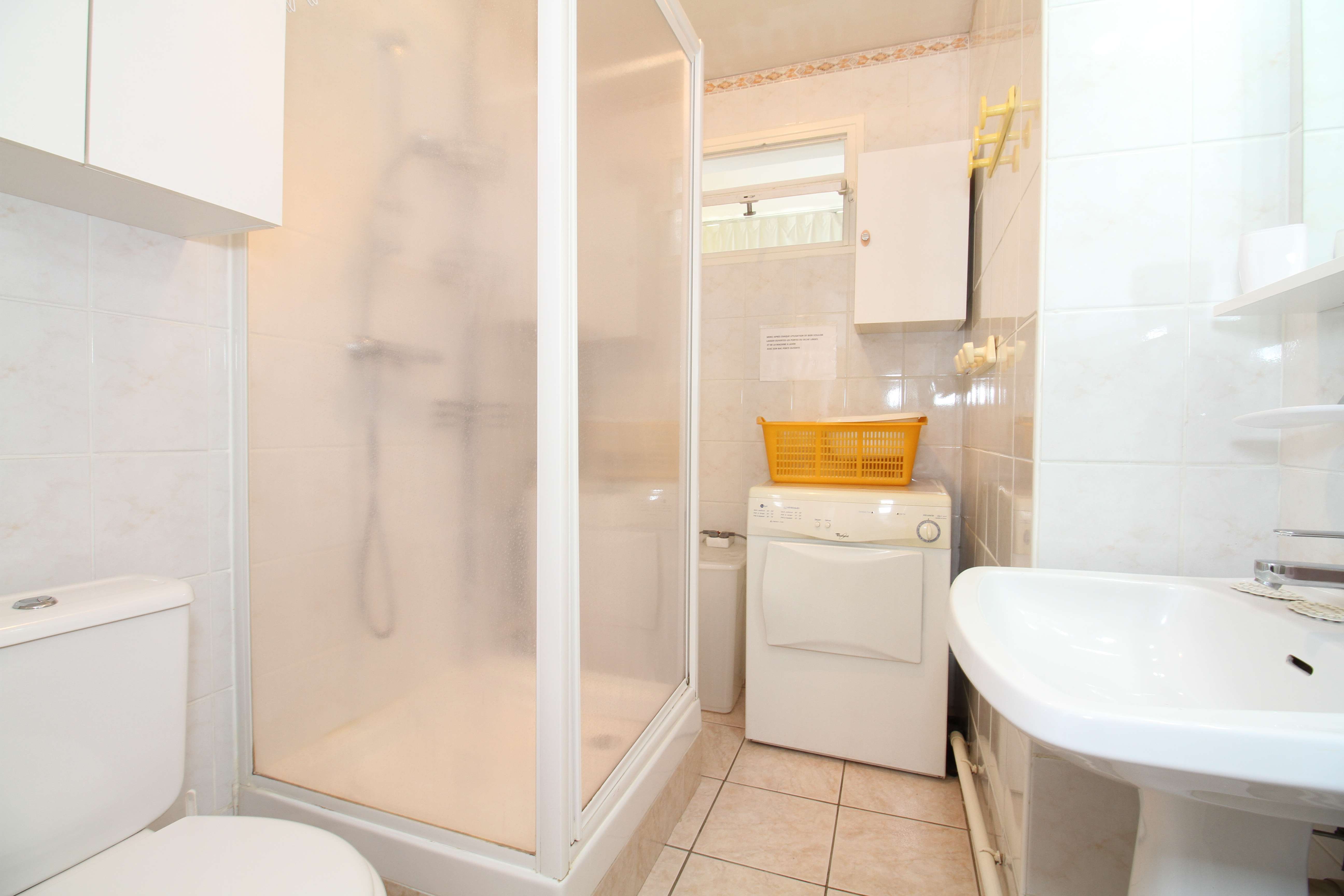 _clients_193454005_photos_438o_16910509