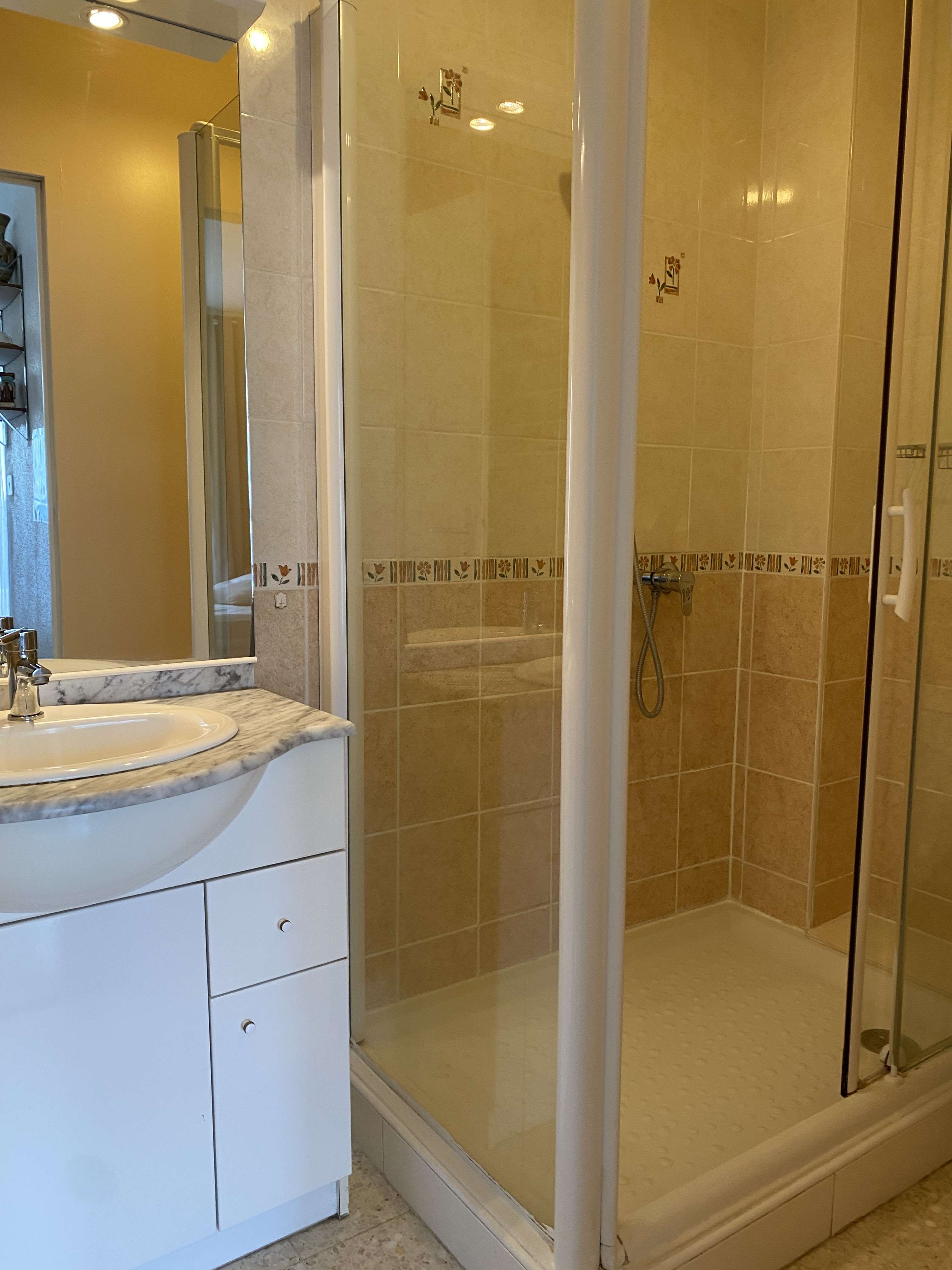 _clients_193454005_photos_470i_19102055