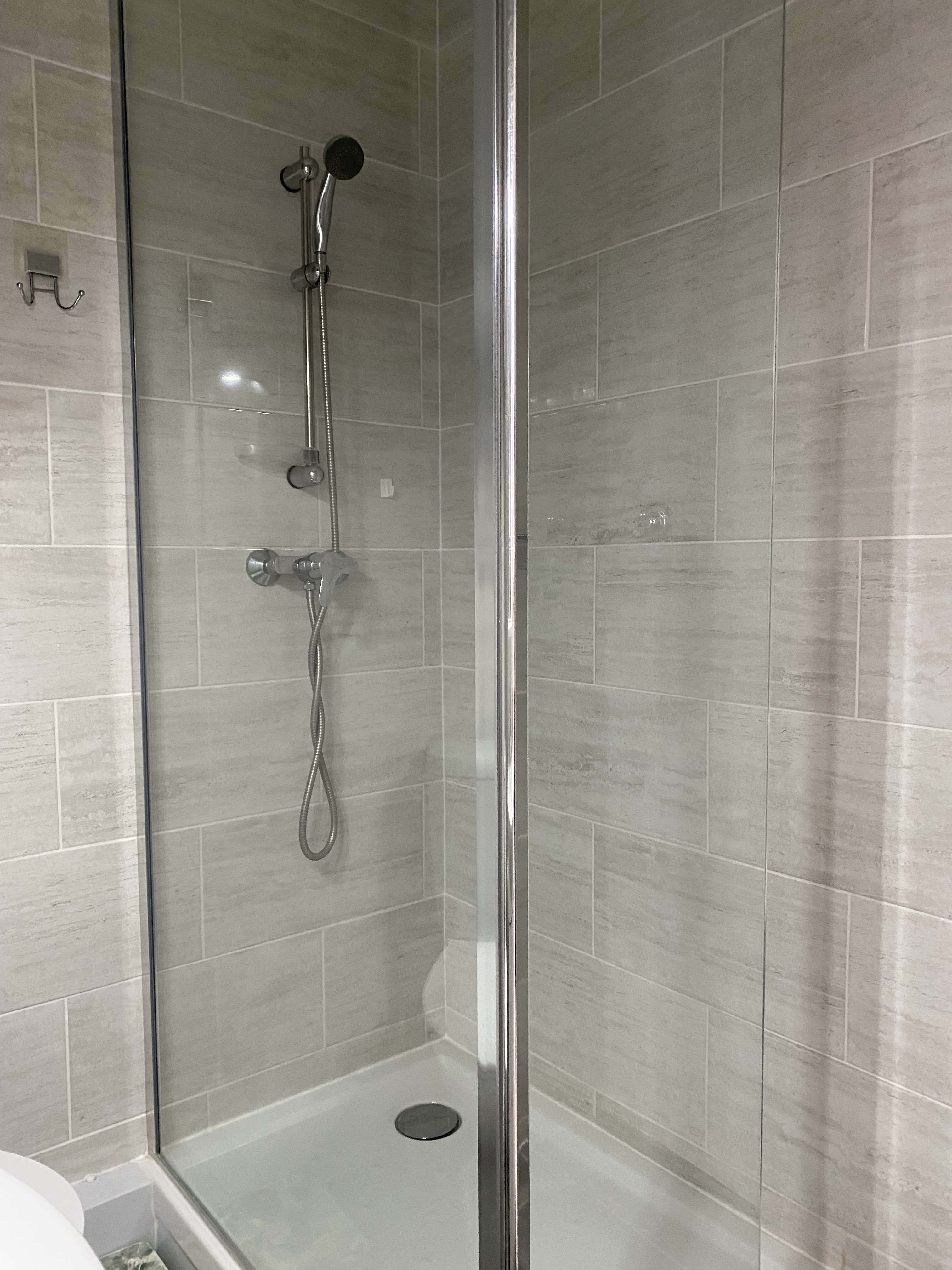 _clients_193454005_photos_480i_18955849