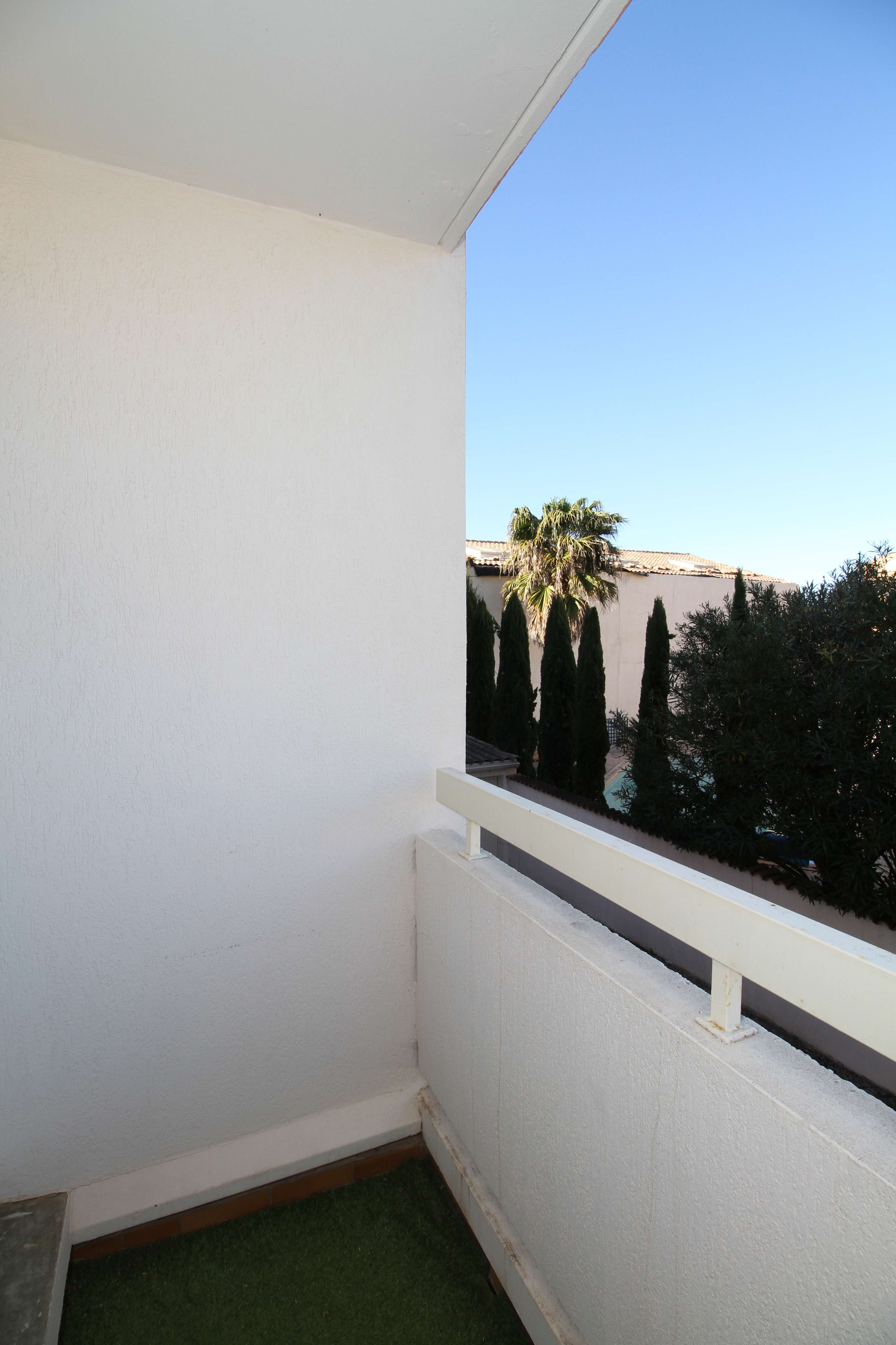 _clients_193454005_photos_504p_18382416