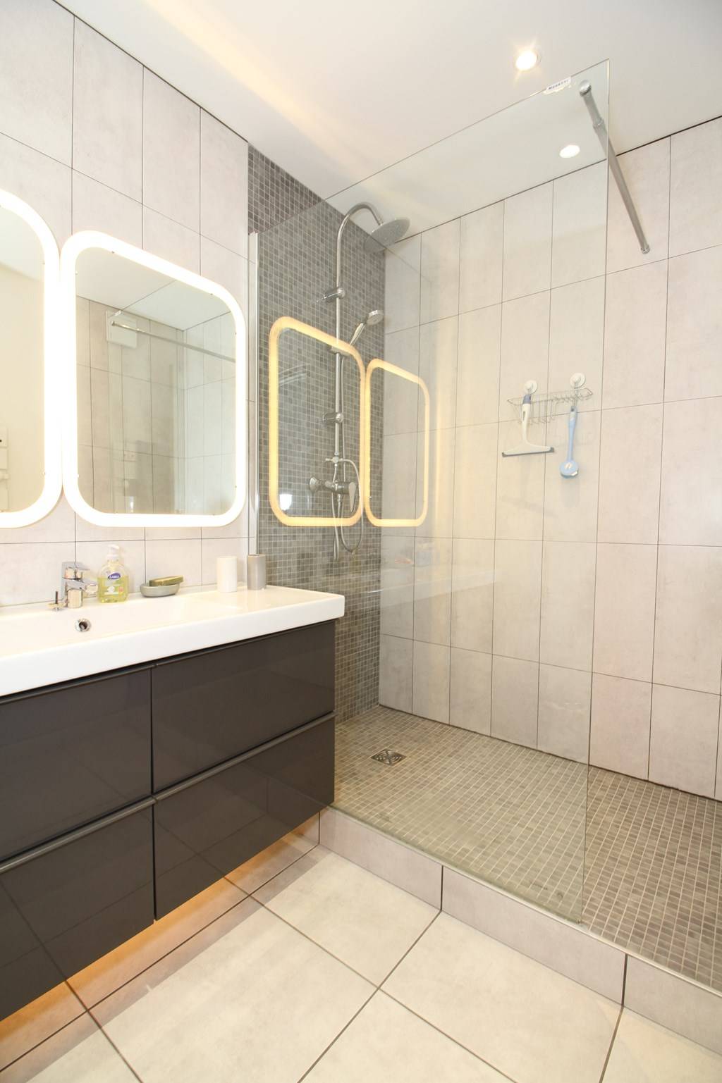 _clients_193454005_photos_540w_18956073