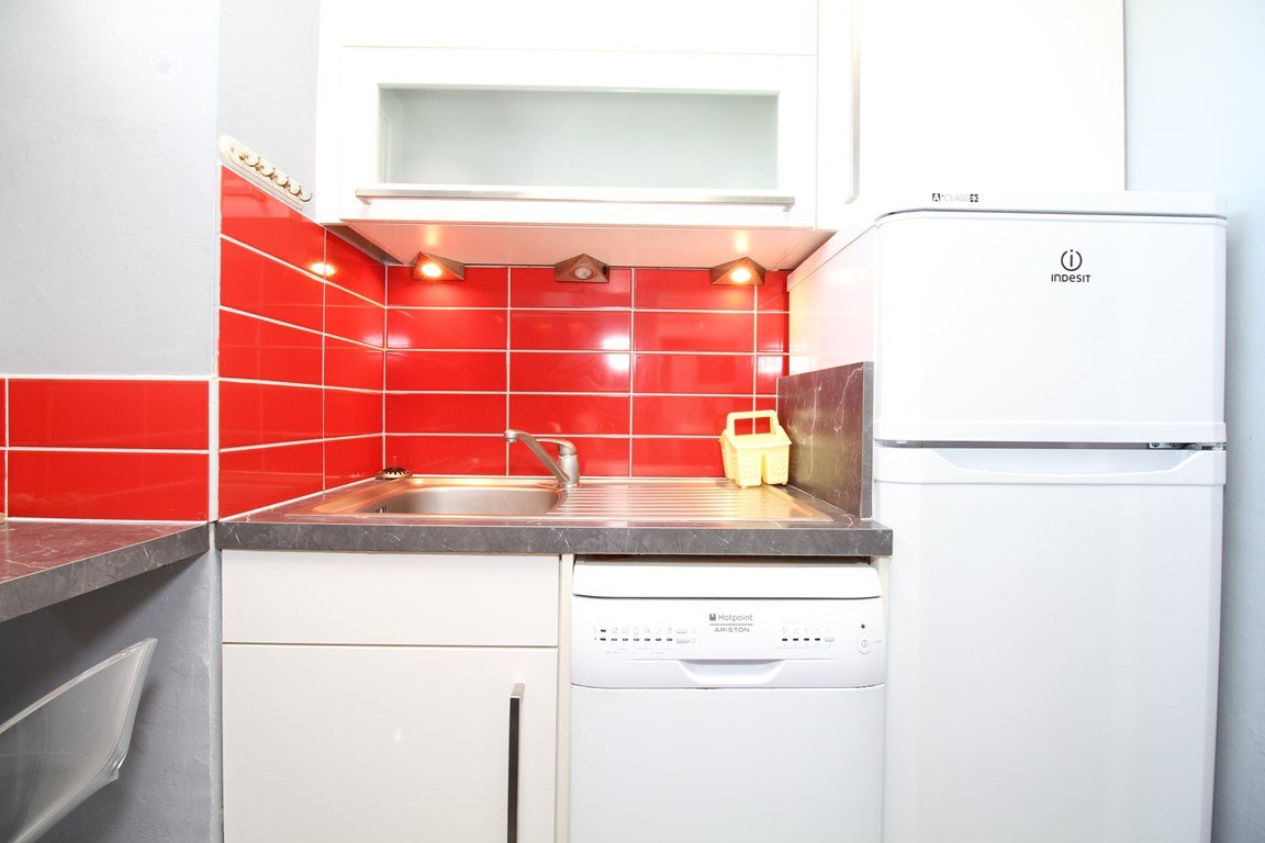 _clients_193454005_photos_566l_19511214
