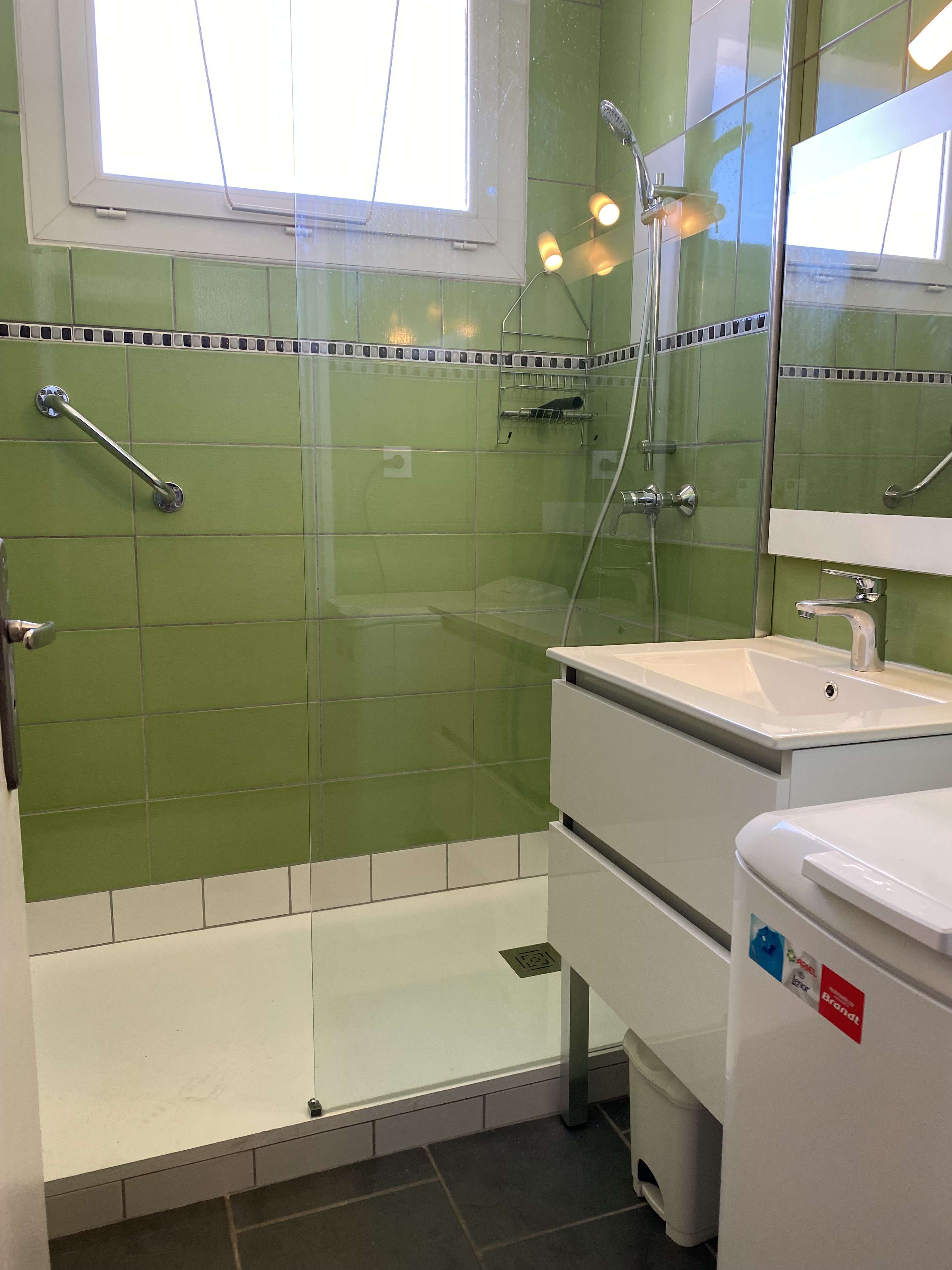 _clients_193454005_photos_566p_19060670