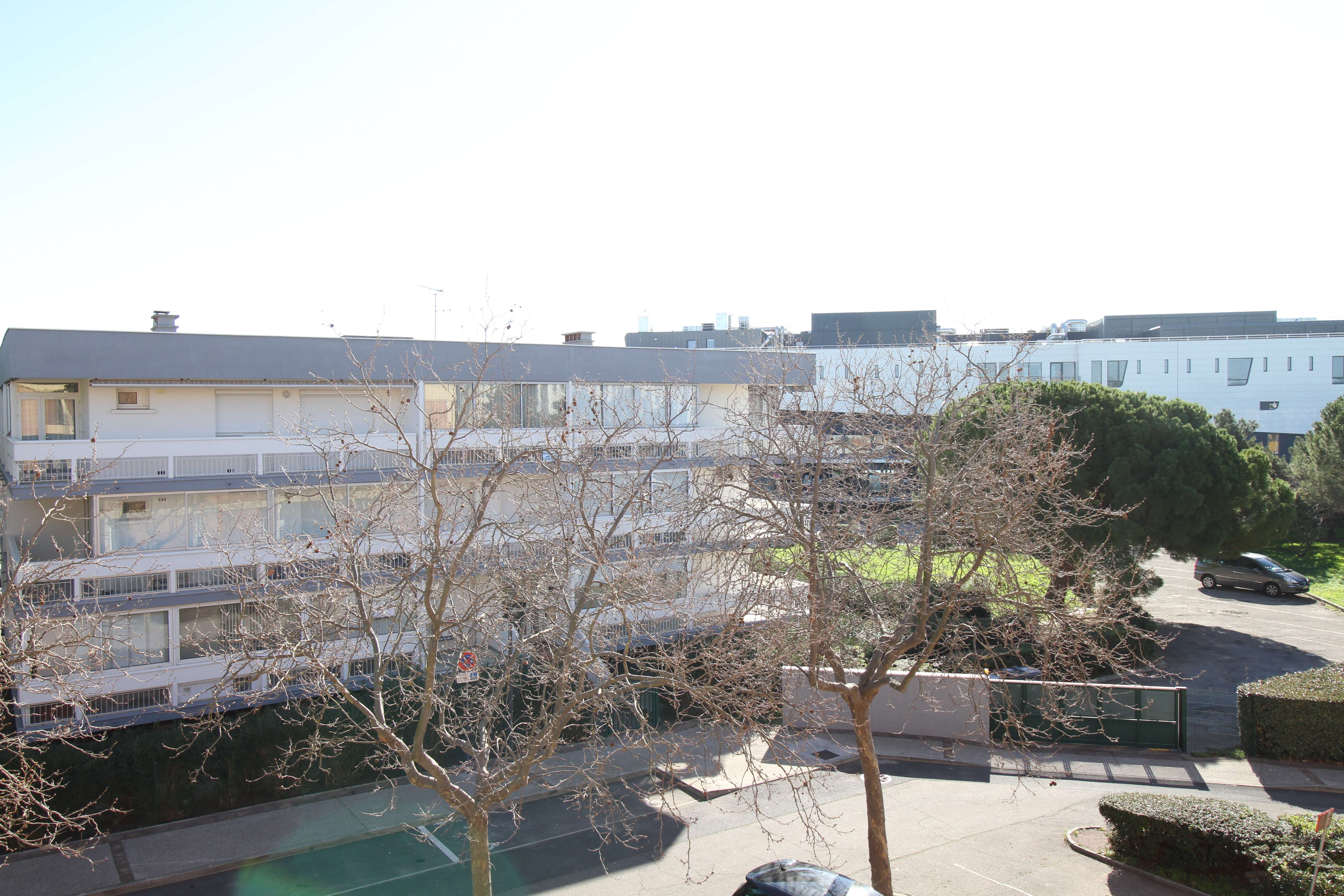 _clients_193454005_photos_598k_19200317