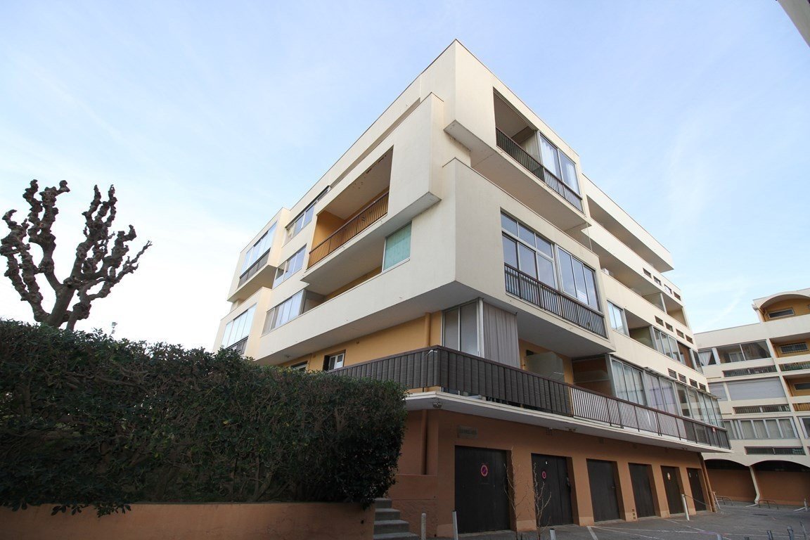 _clients_193454005_photos_628j_18597139