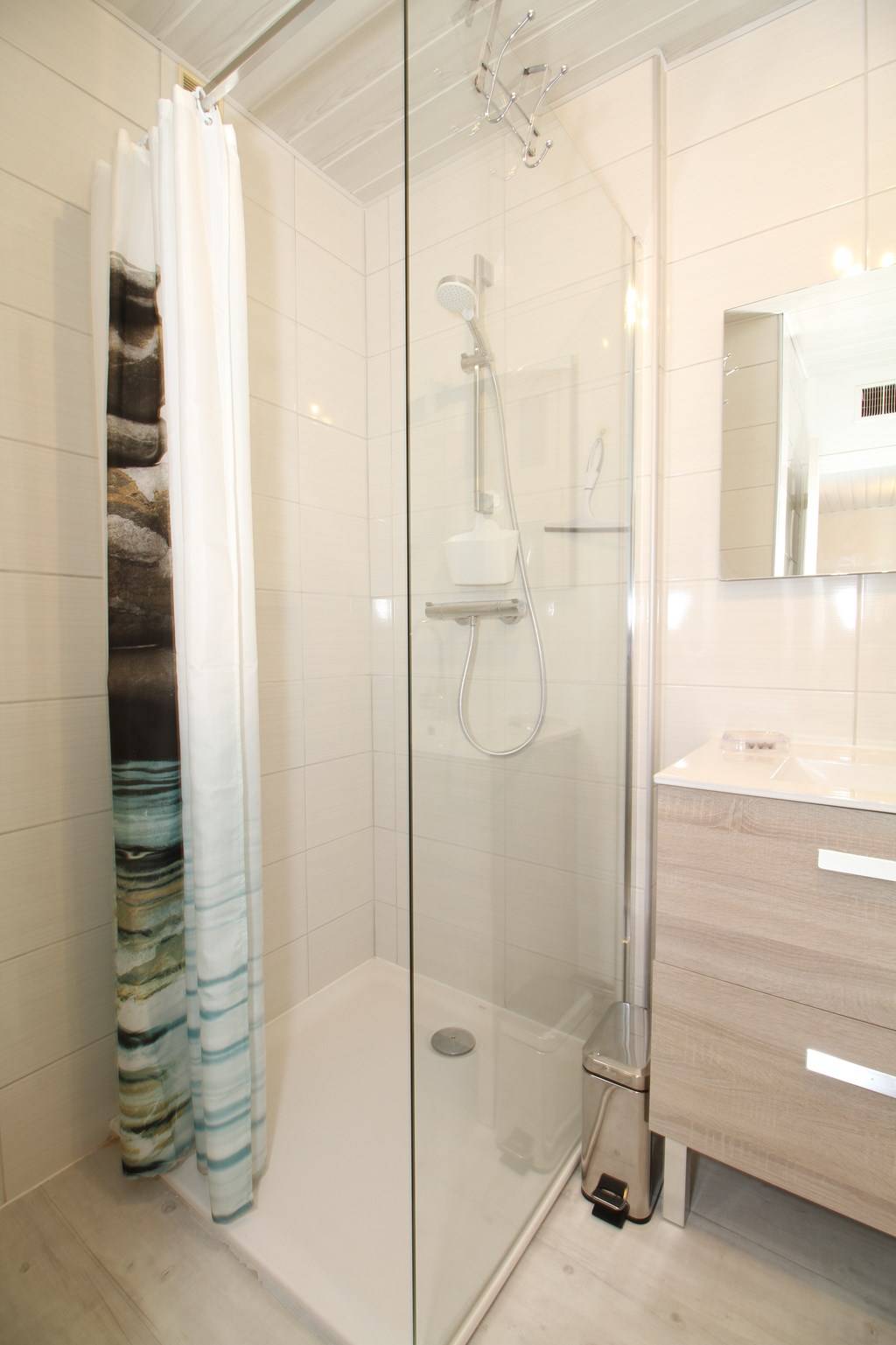 _clients_193454005_photos_634k_18060913