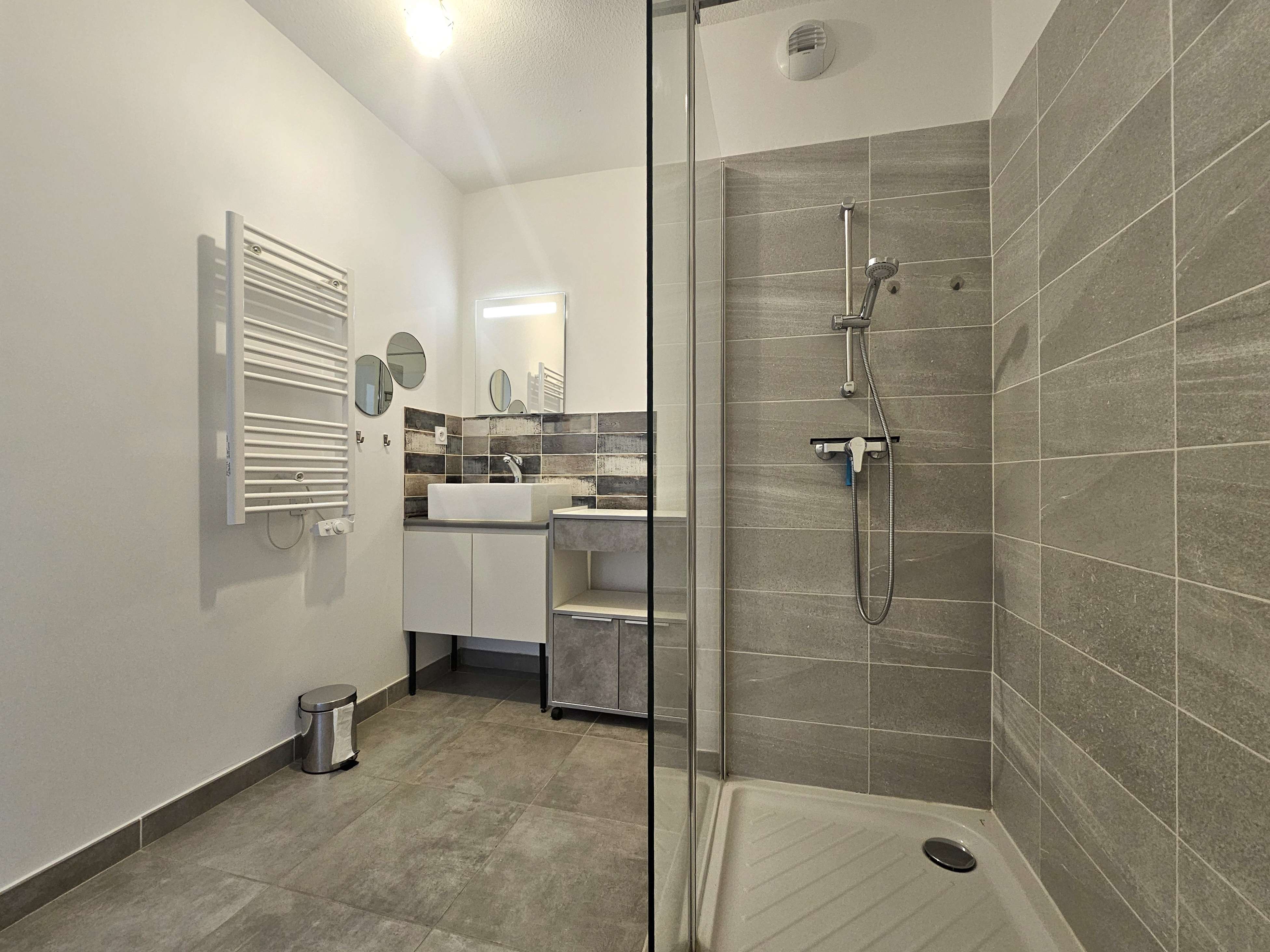 _clients_193454005_photos_639k_19476215